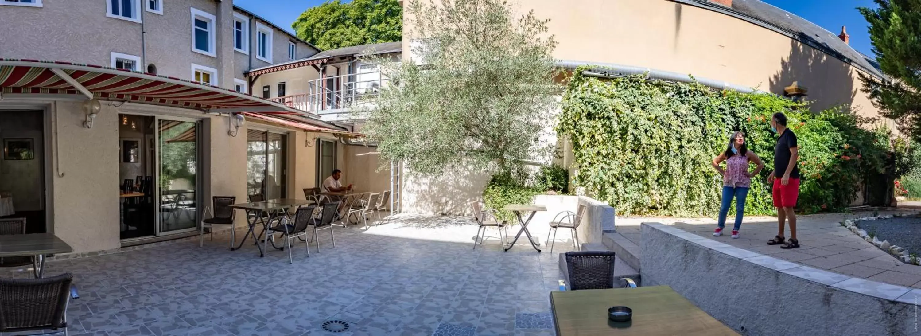 Property building, Swimming Pool in Hotel de la Gare