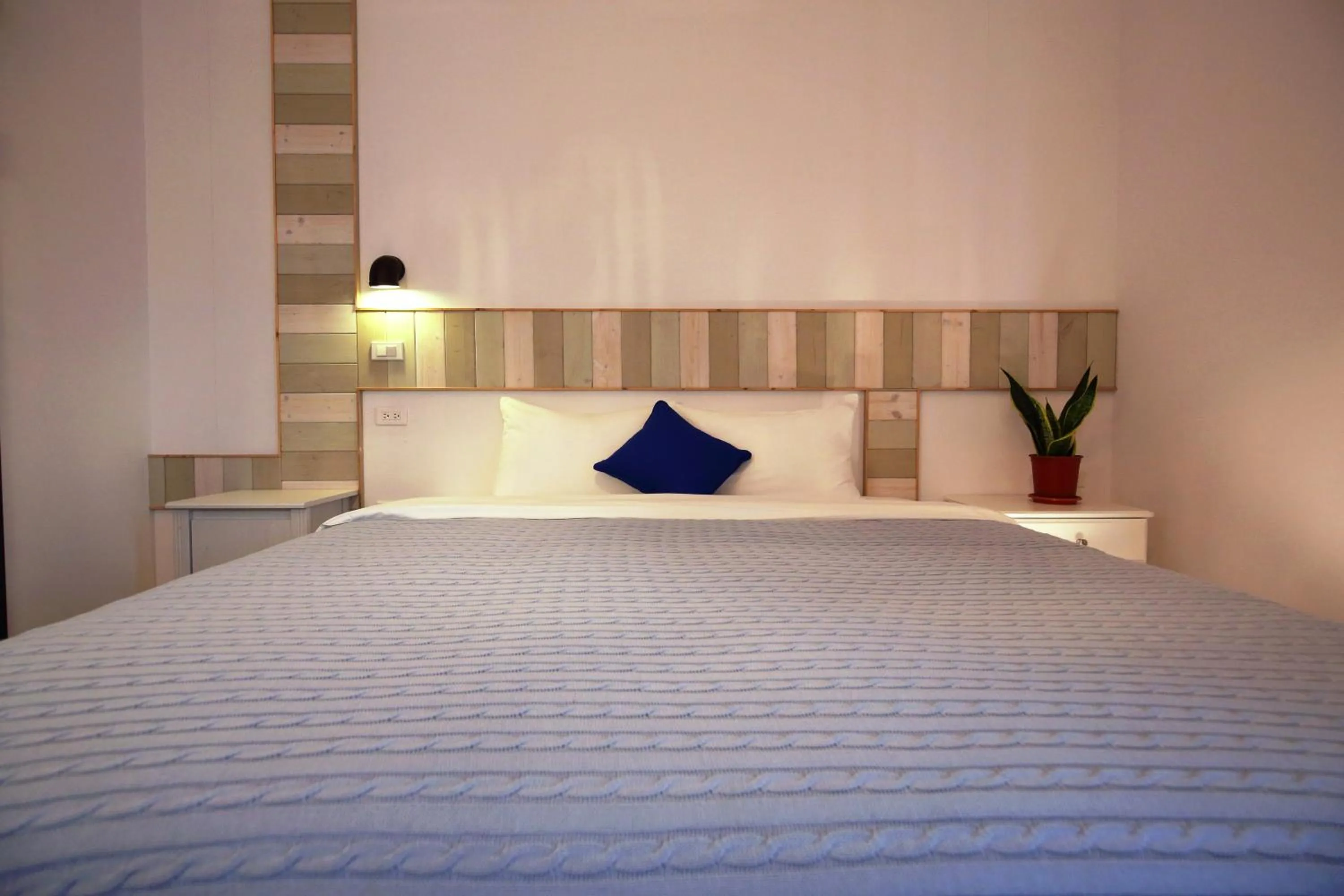 指南針民宿2178 & 工殿民宿2182