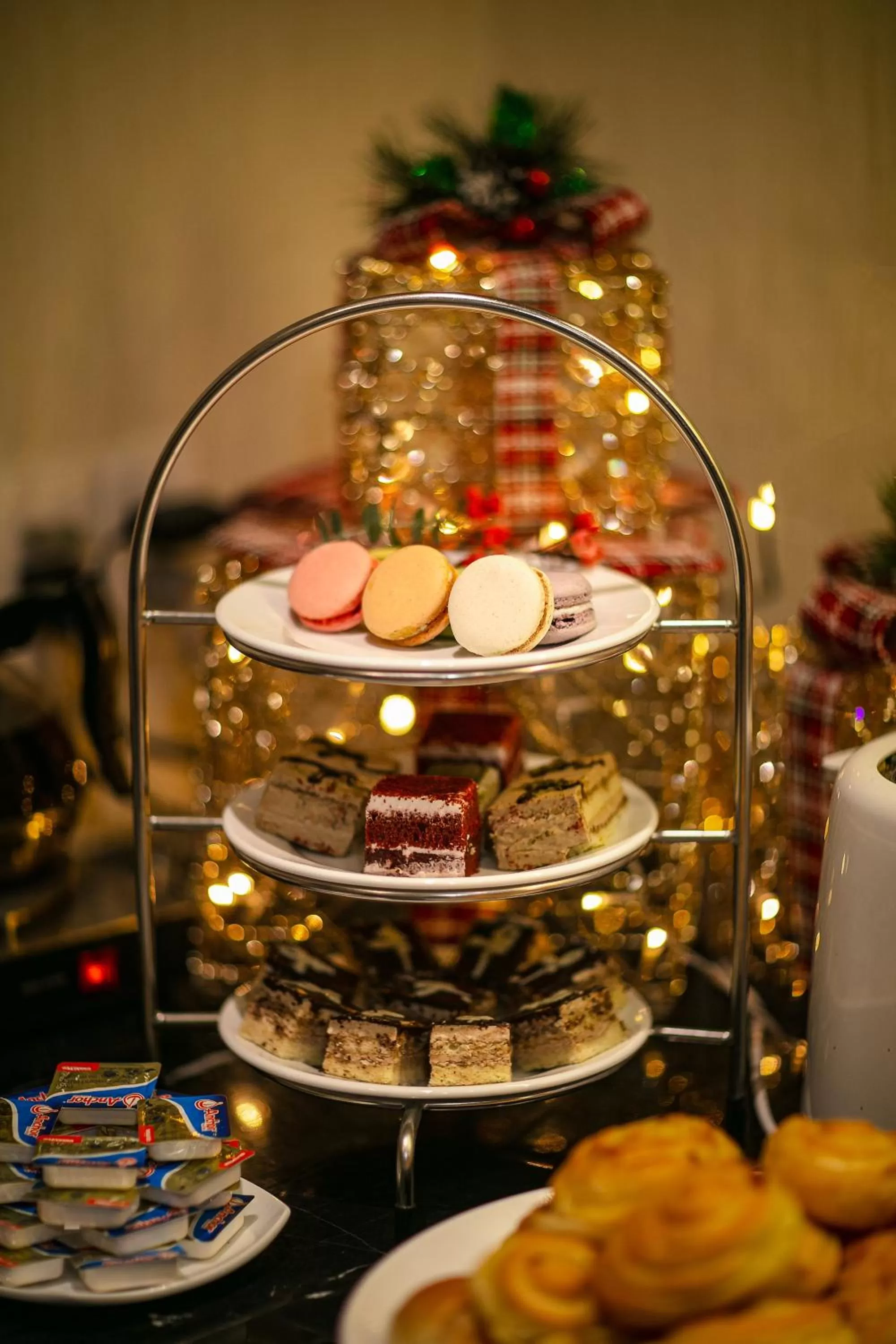 Food and drinks in San Palace Hotel & Rooftop