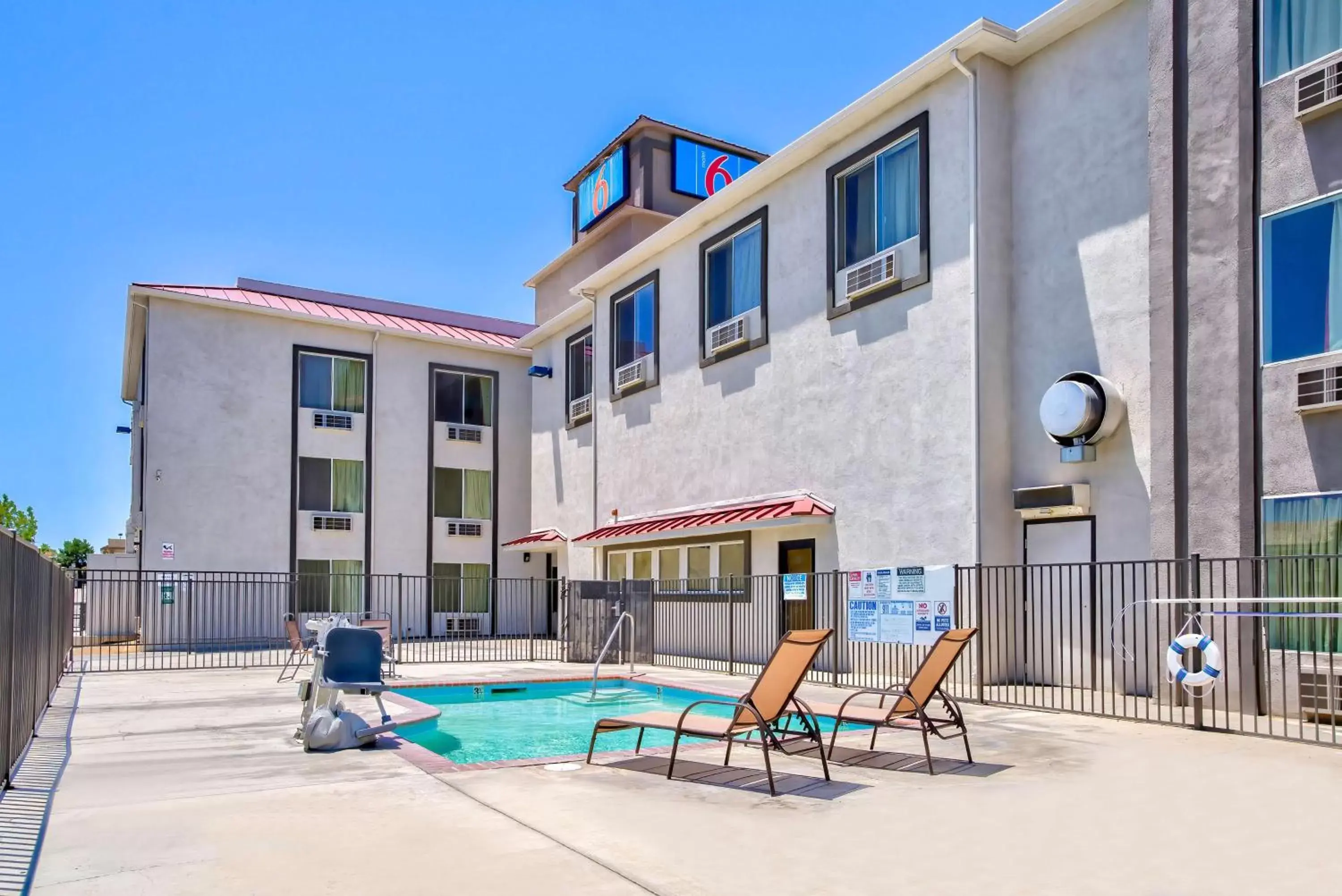 Pool view, Property Building in Motel 6-Hesperia, CA - West Main Street I-15