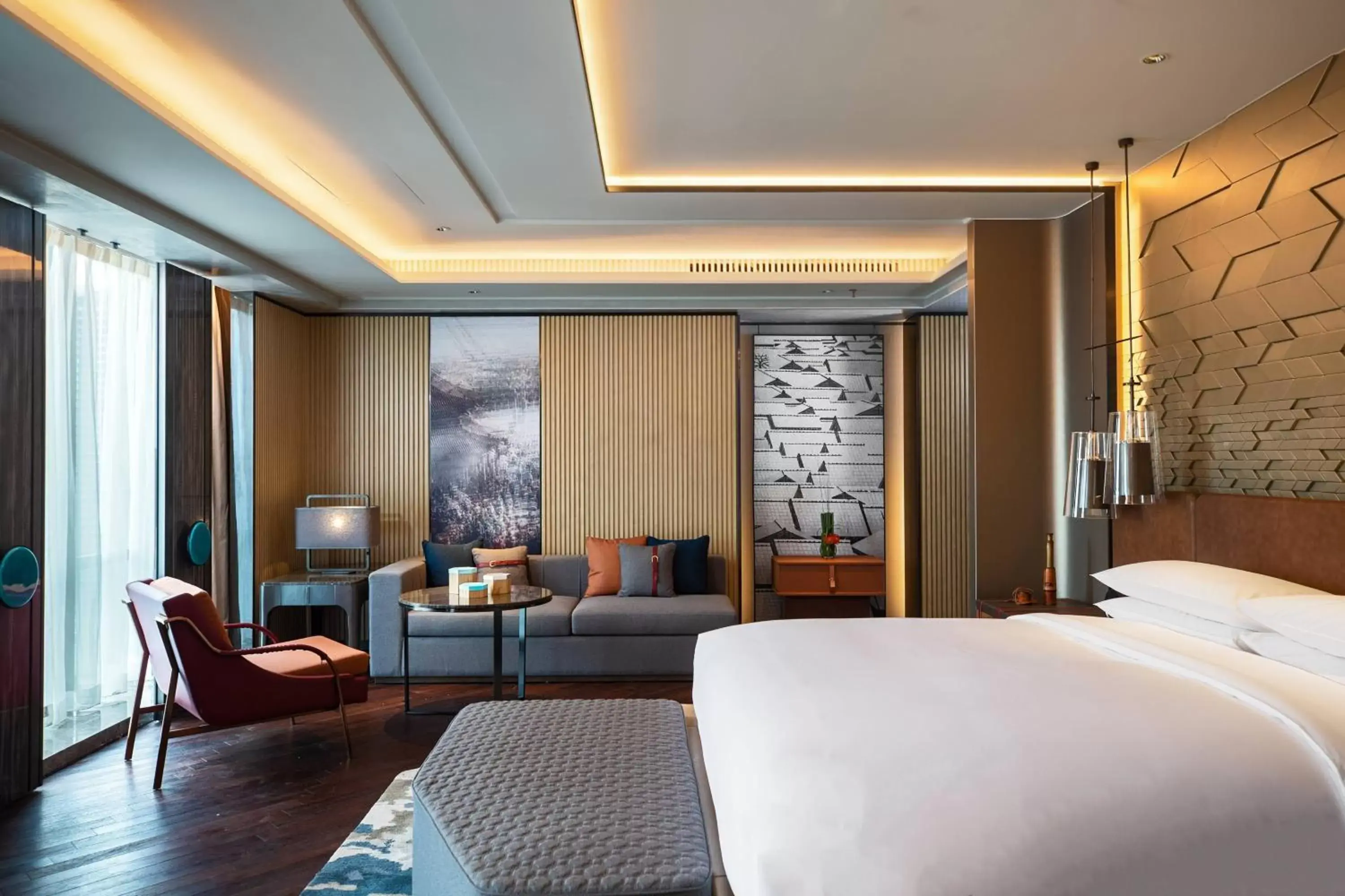 Bedroom in Renaissance Xi'an Hotel