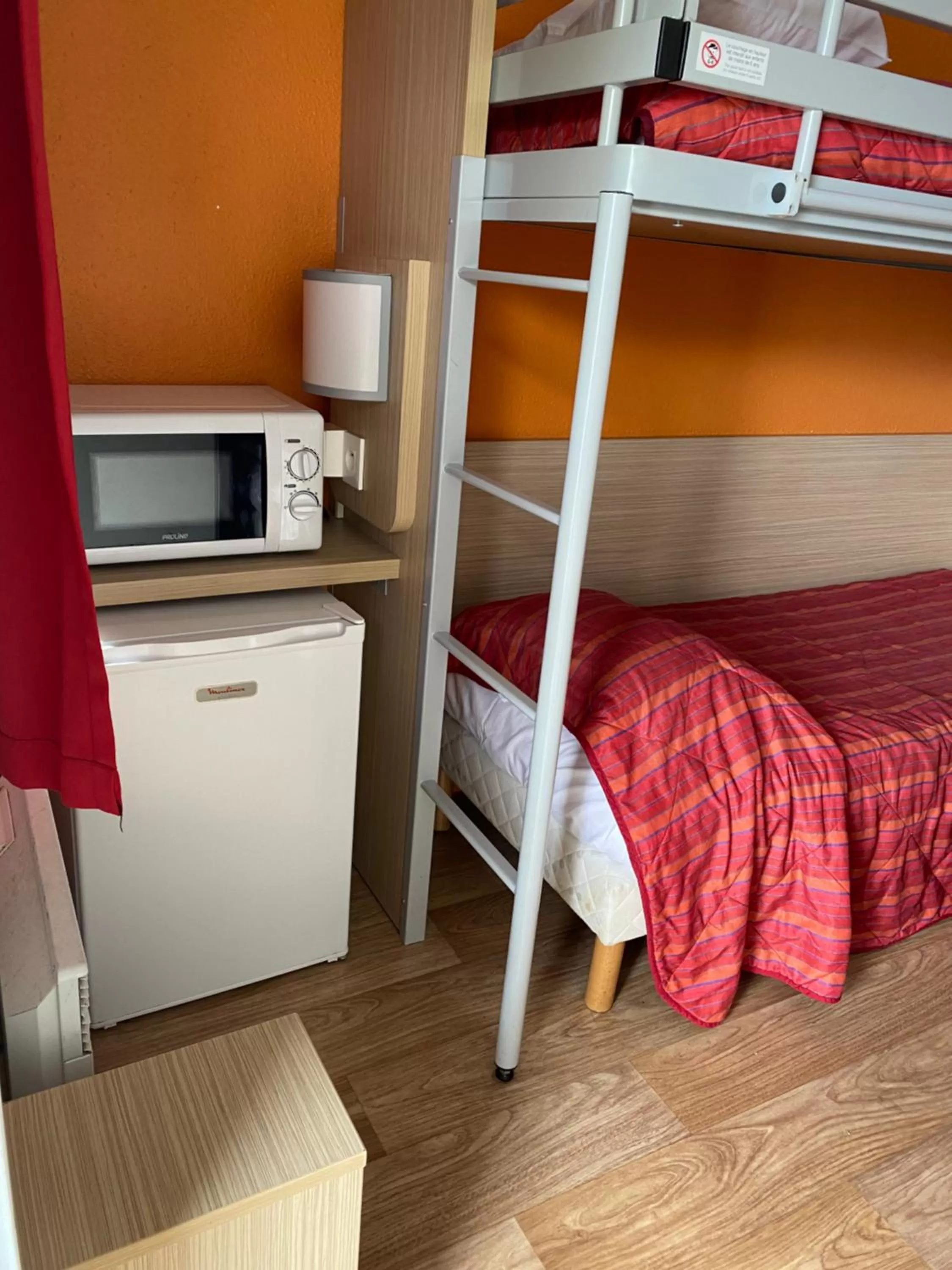 Property building, Bed in Premiere Classe Beauvais