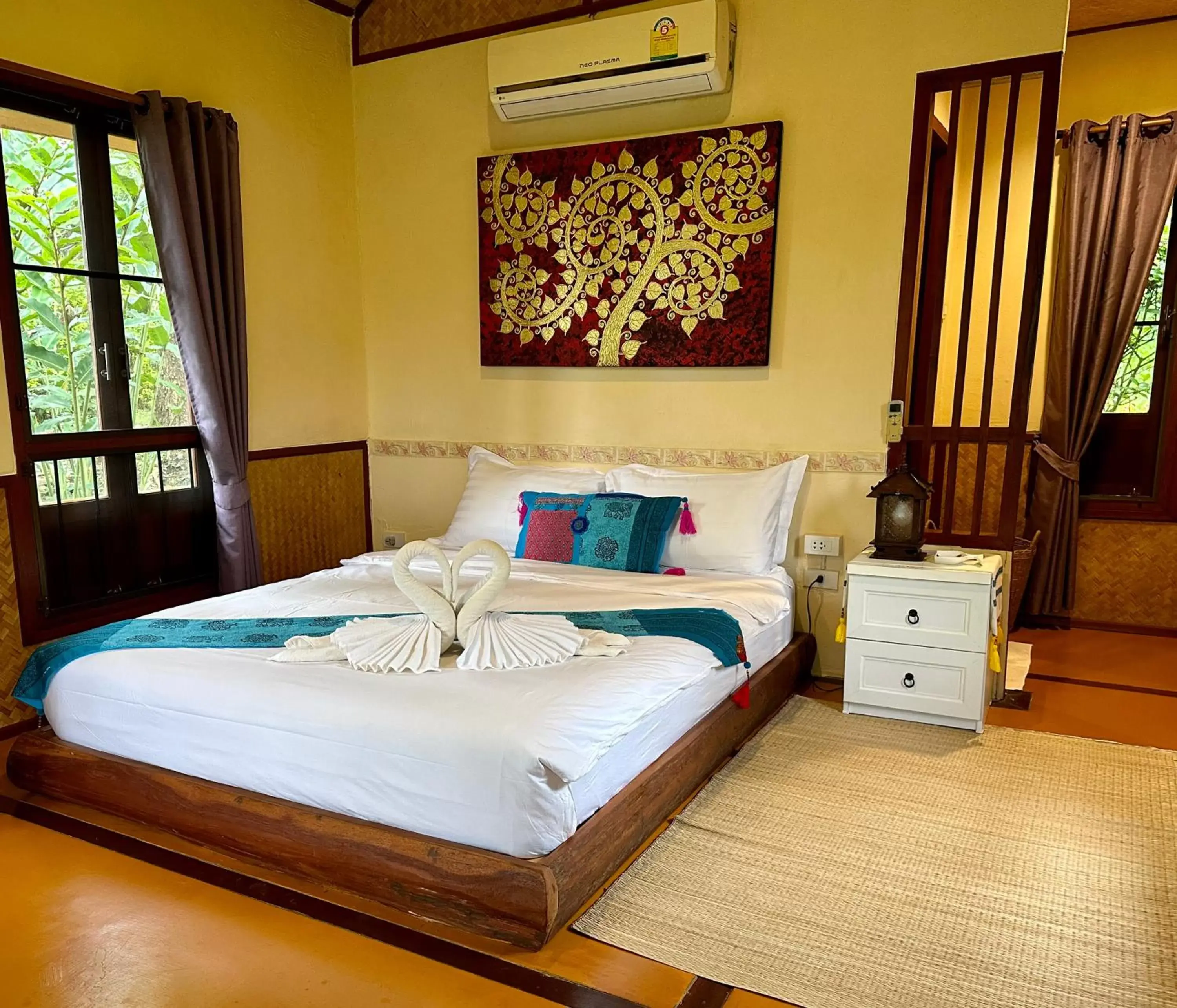 Bed in Pura Vida Pai Resort