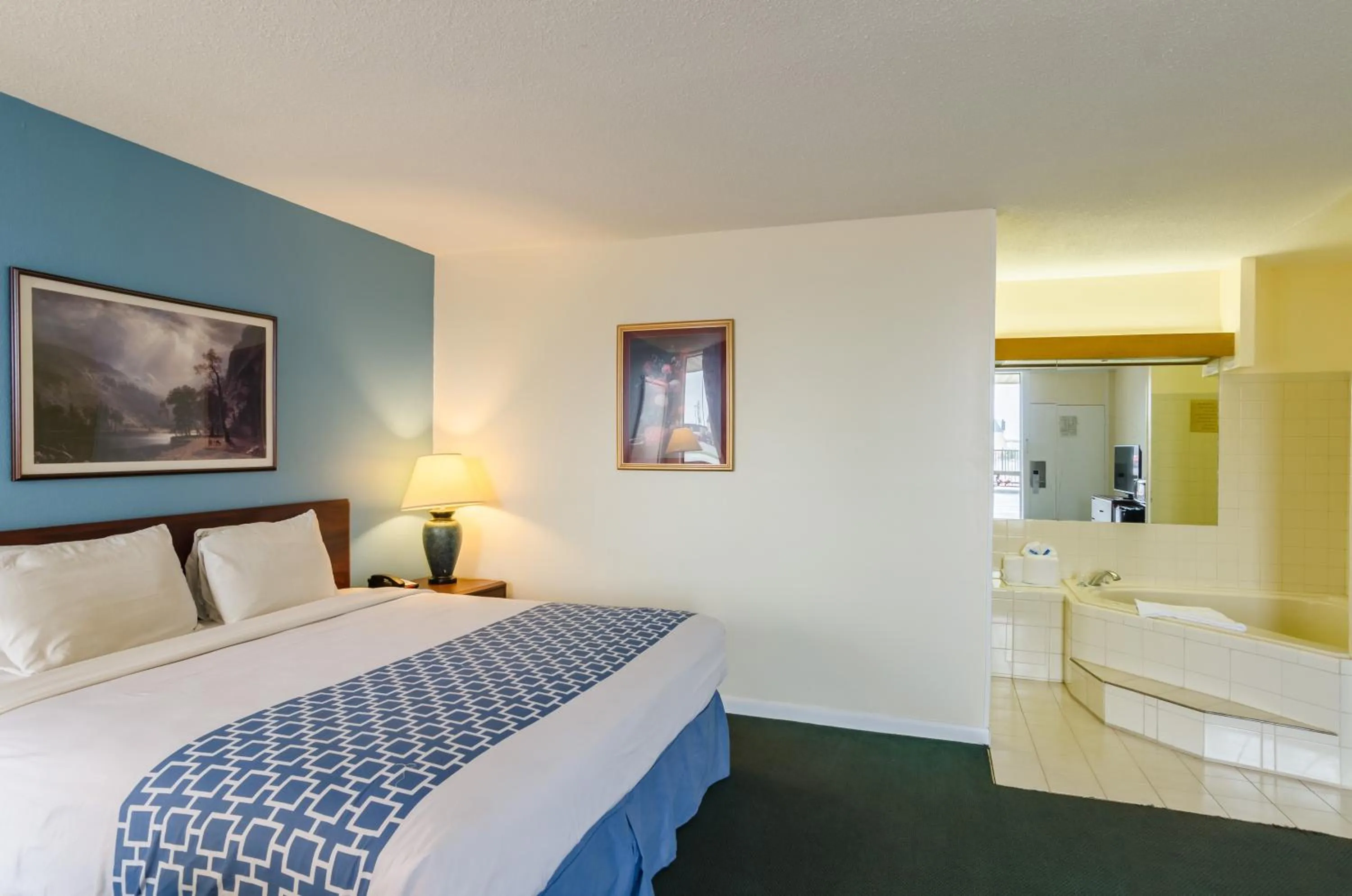 Other, Bed in Alamo Inn & Suites