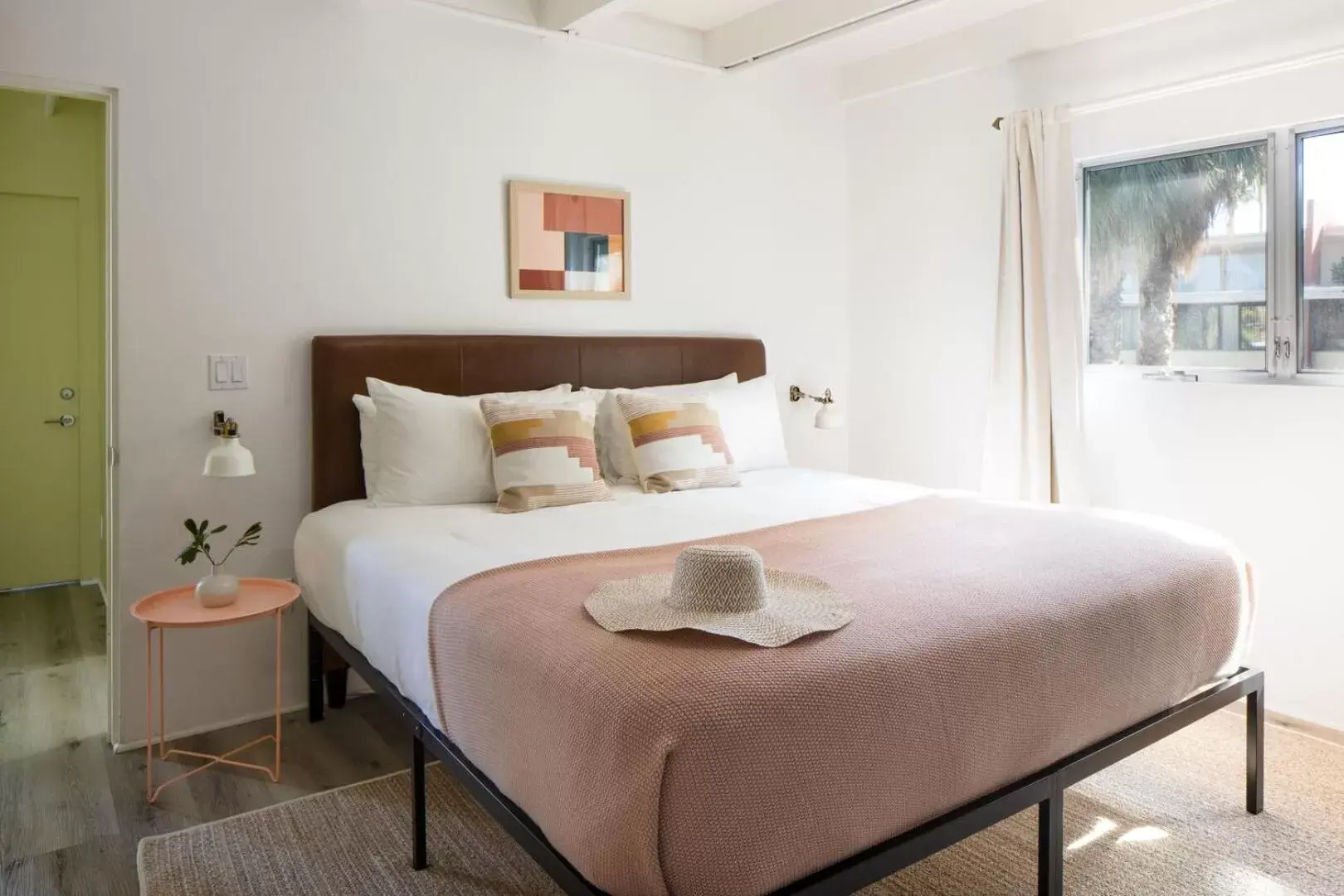 Bedroom, Bed in The Wesley Palm Springs