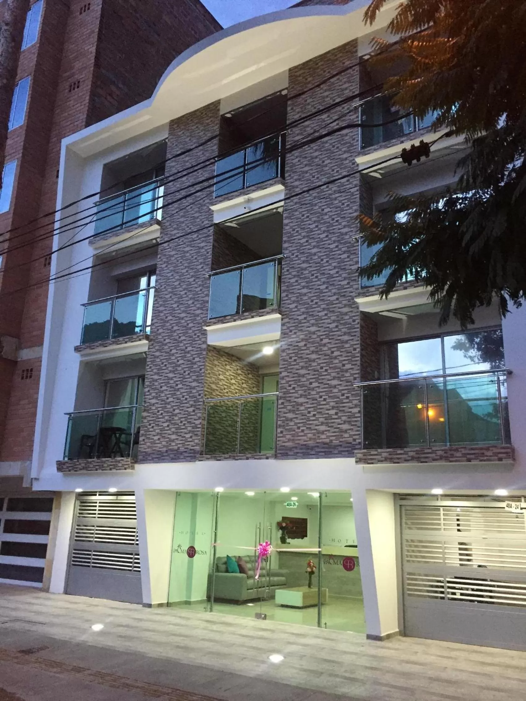 Property building in Hotel Palma Rosa Medellin