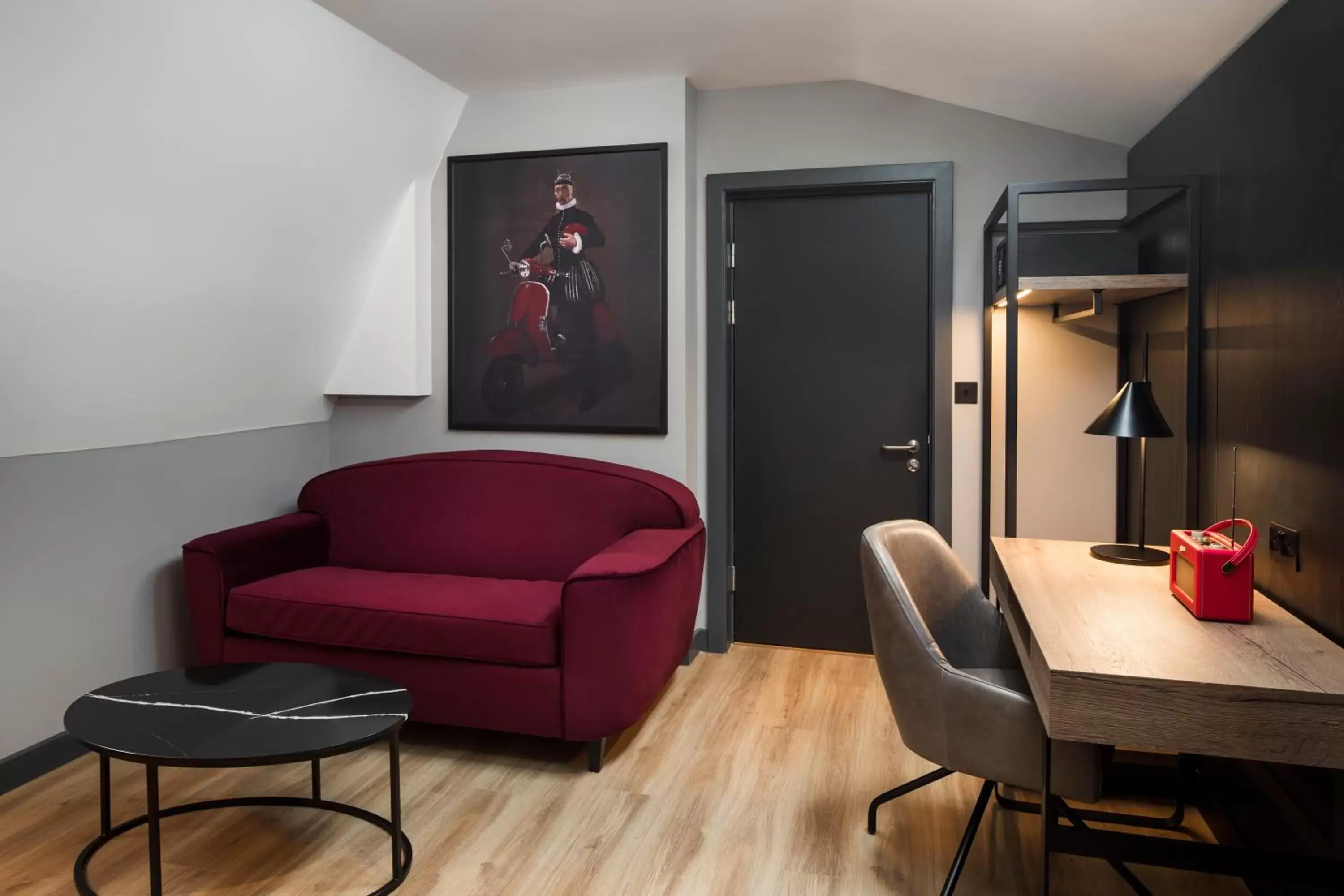 Living room, Seating Area in Radisson RED Hotel, Liverpool