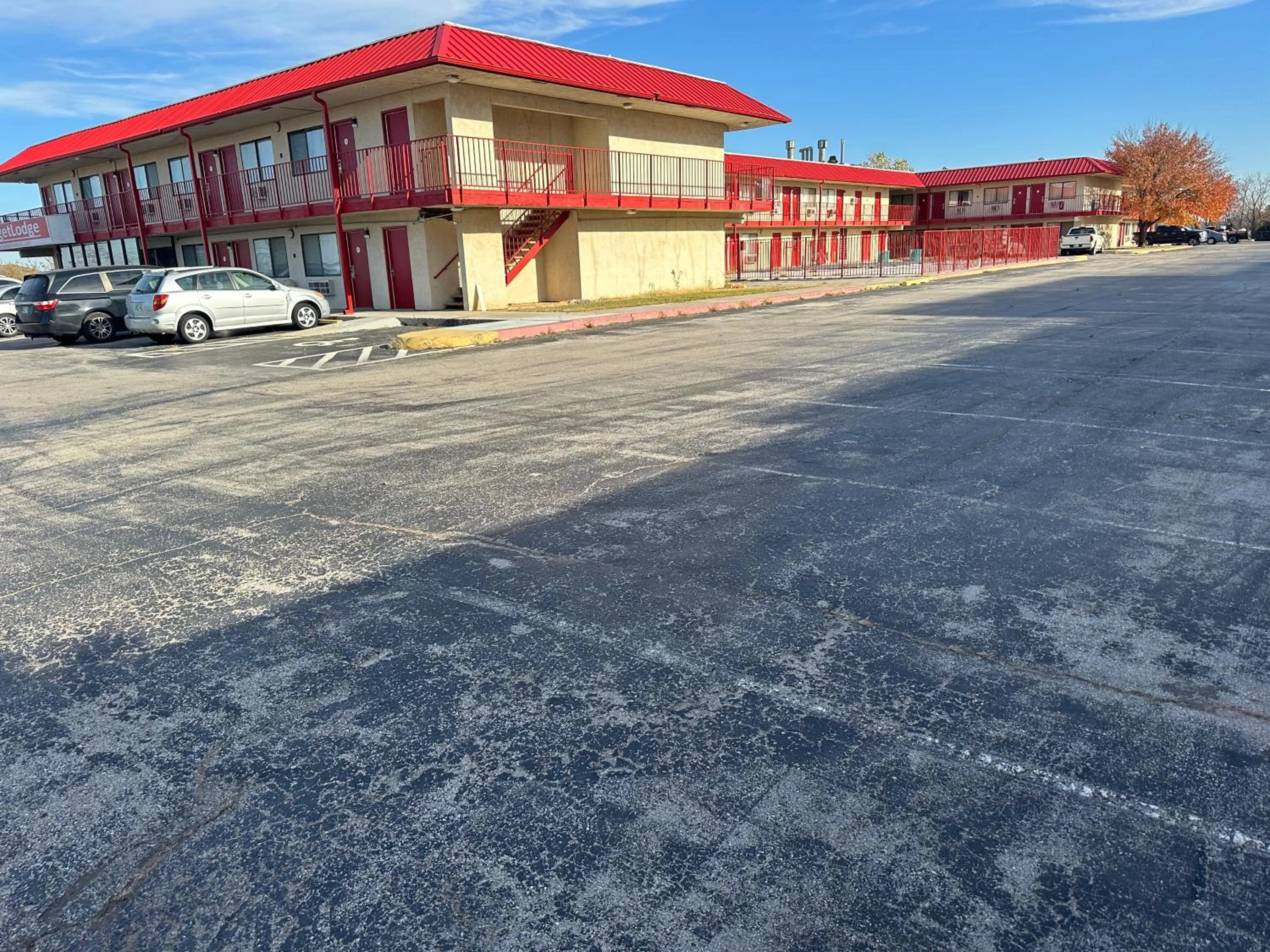 Property Building in OYO Hotel Oklahoma City Northeast