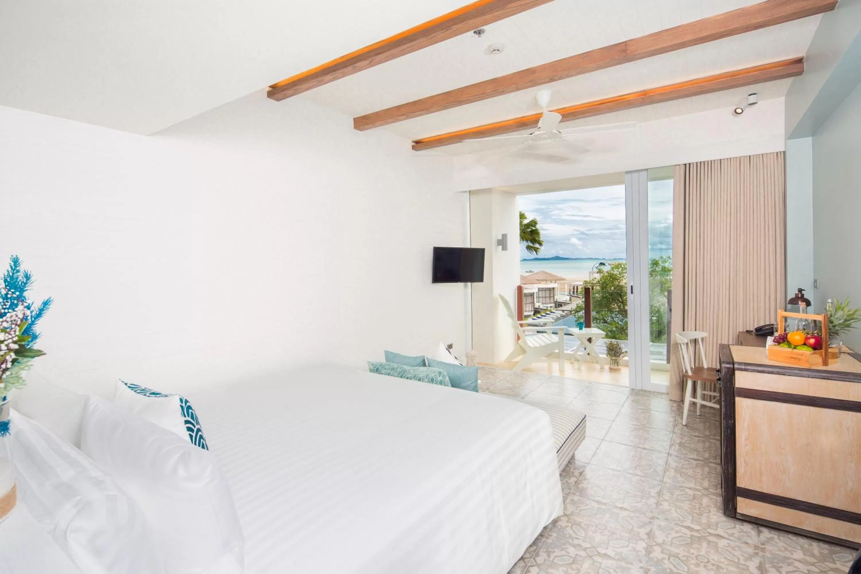 Bedroom, Bed in Kept Bangsaray Hotel Pattaya