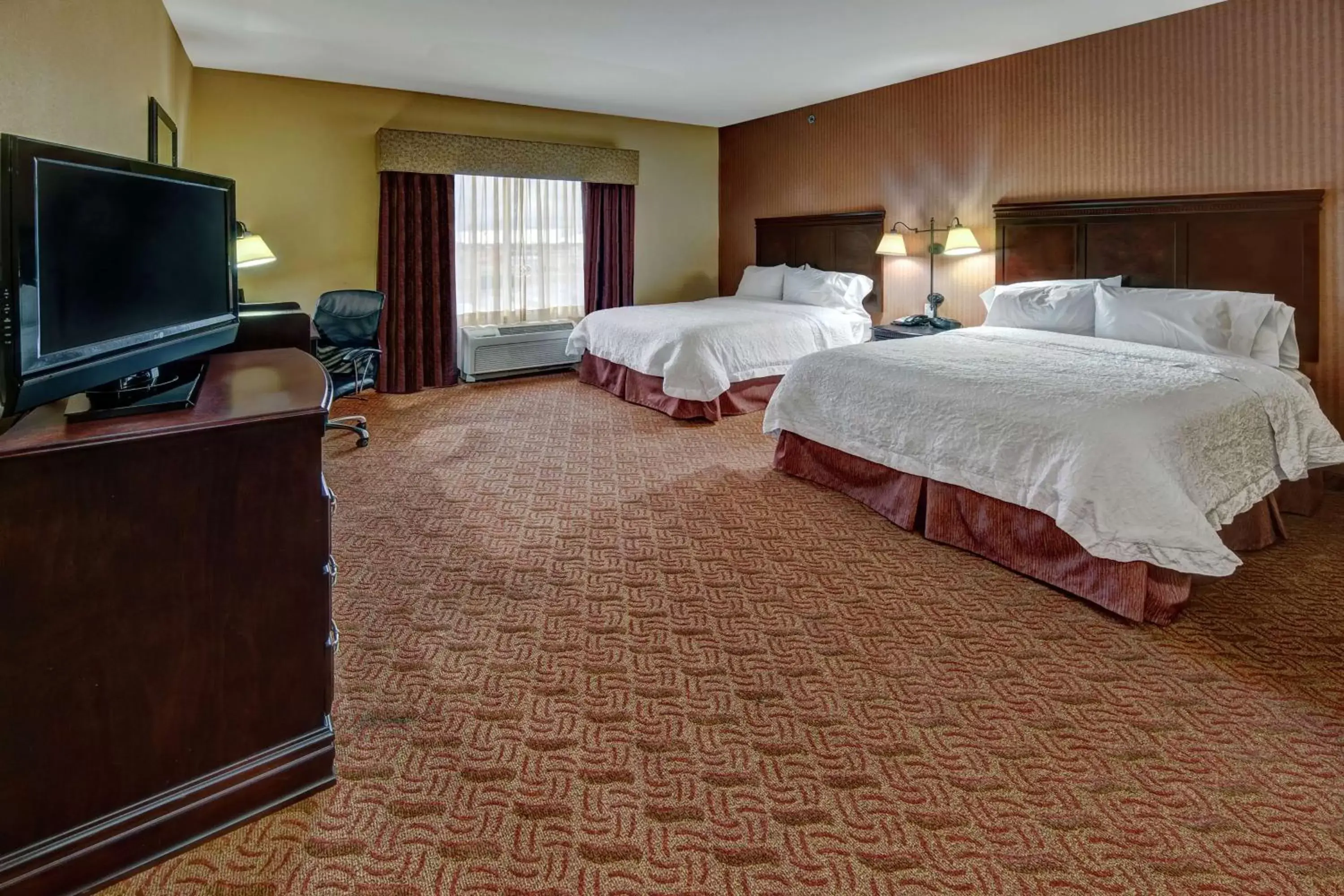 Bedroom, Bed in Hampton Inn & Suites Corsicana Bedroom, Bed in Hampton Inn & Suites Corsicana