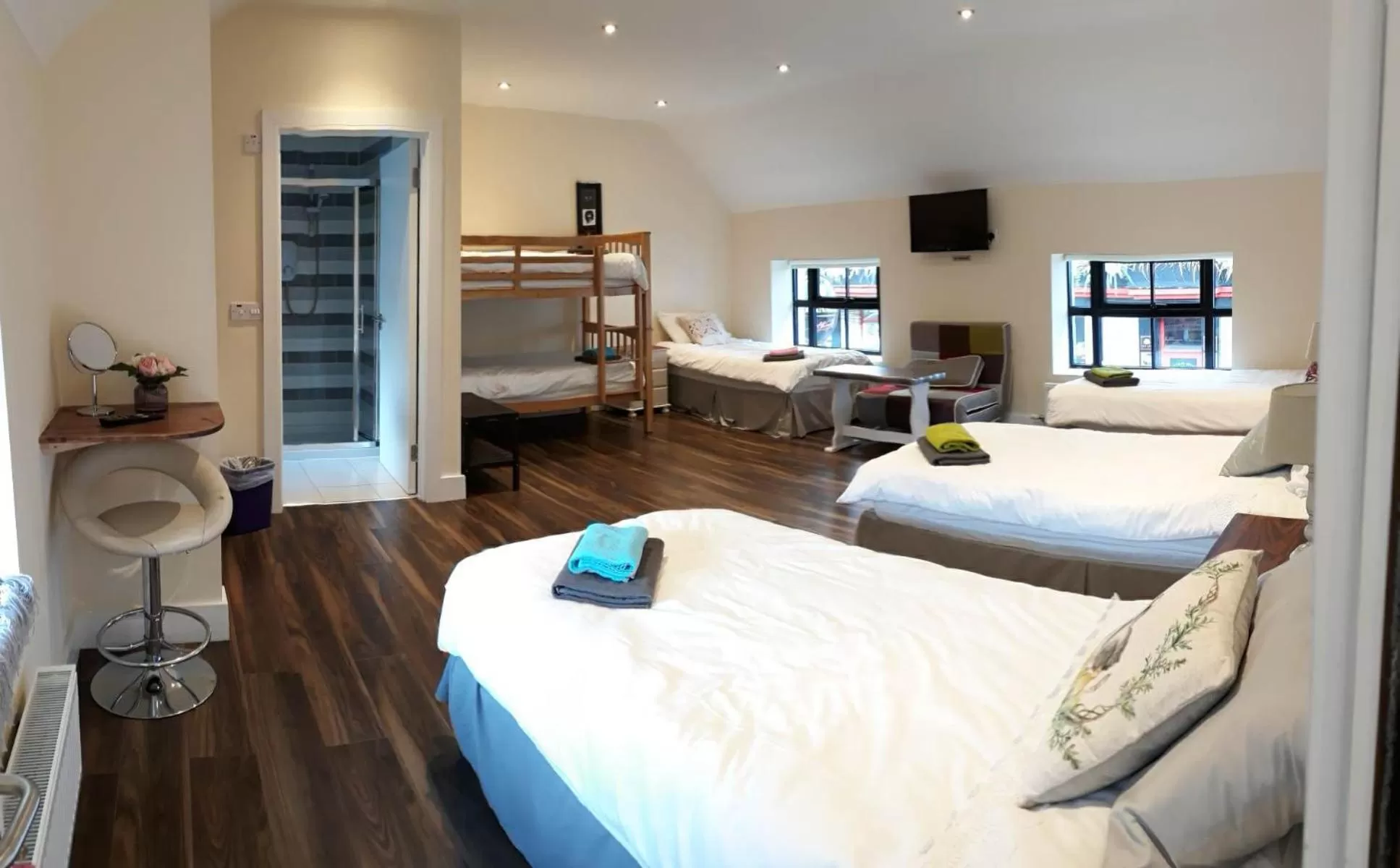 Coffee/tea facilities, Bed in Ridge-Rock Accommodation