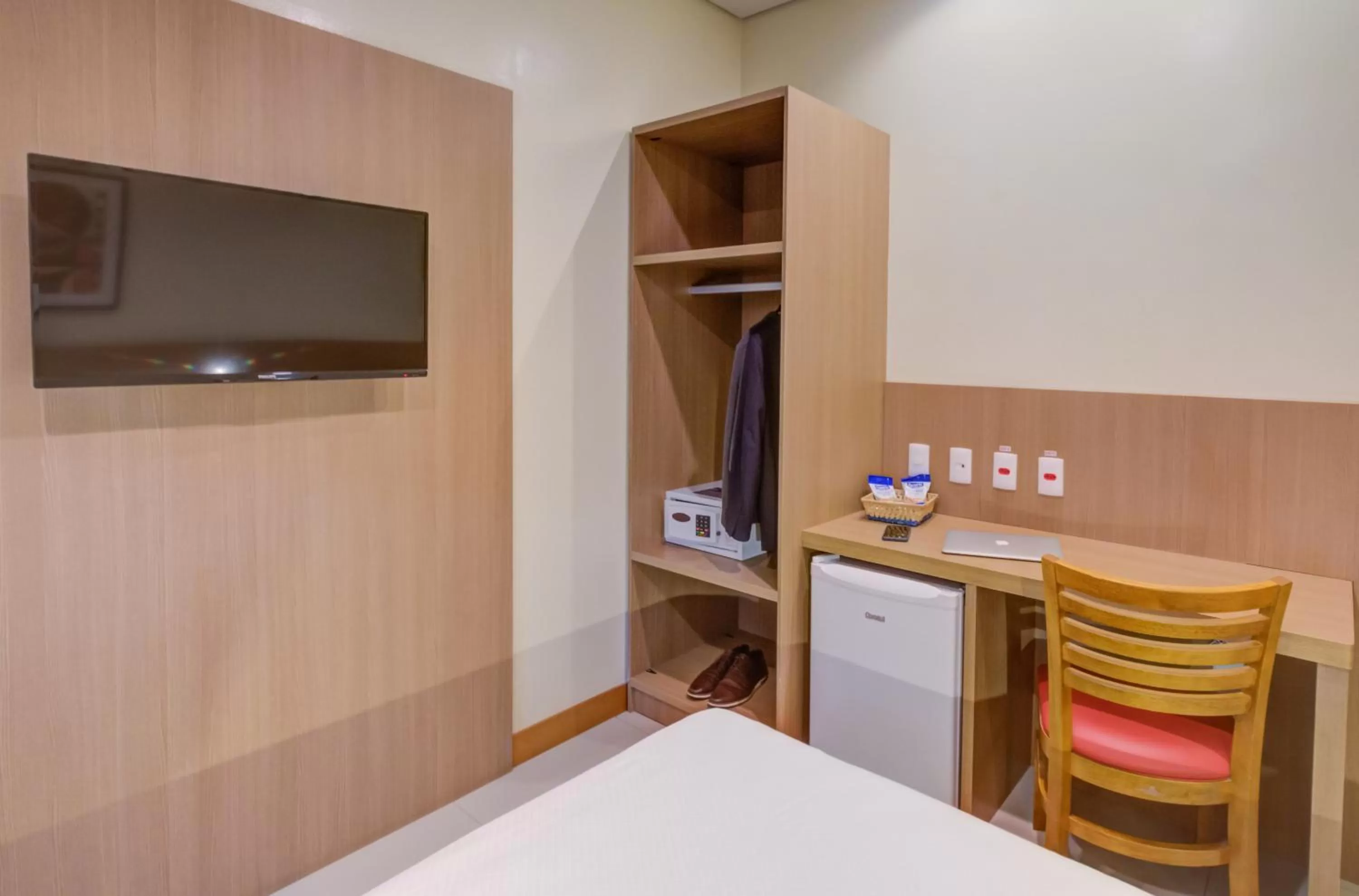 Bed in Rio Aeroporto Hotel Galeão