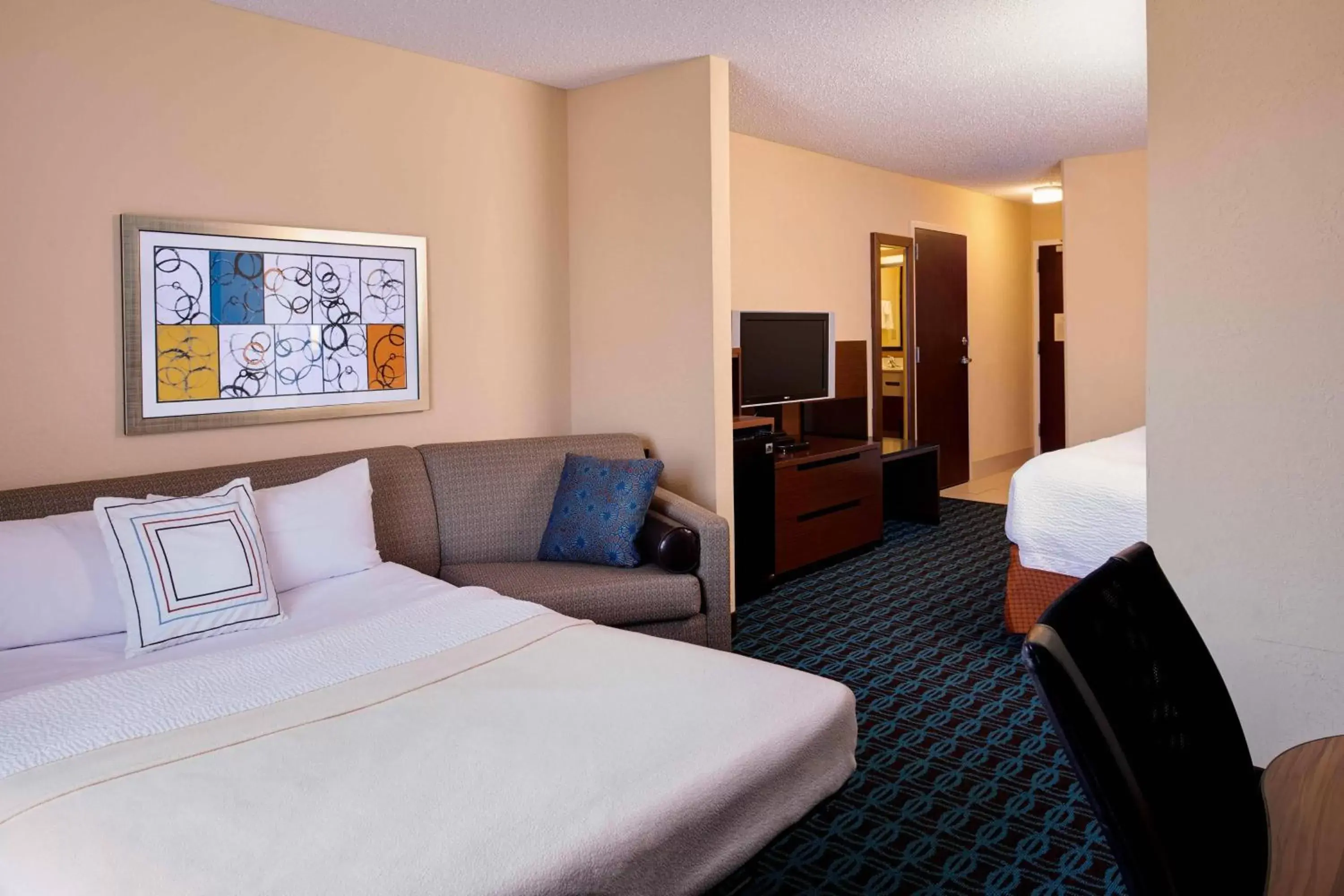 Bedroom, Bed in Fairfield Inn by Marriott Kalamazoo West