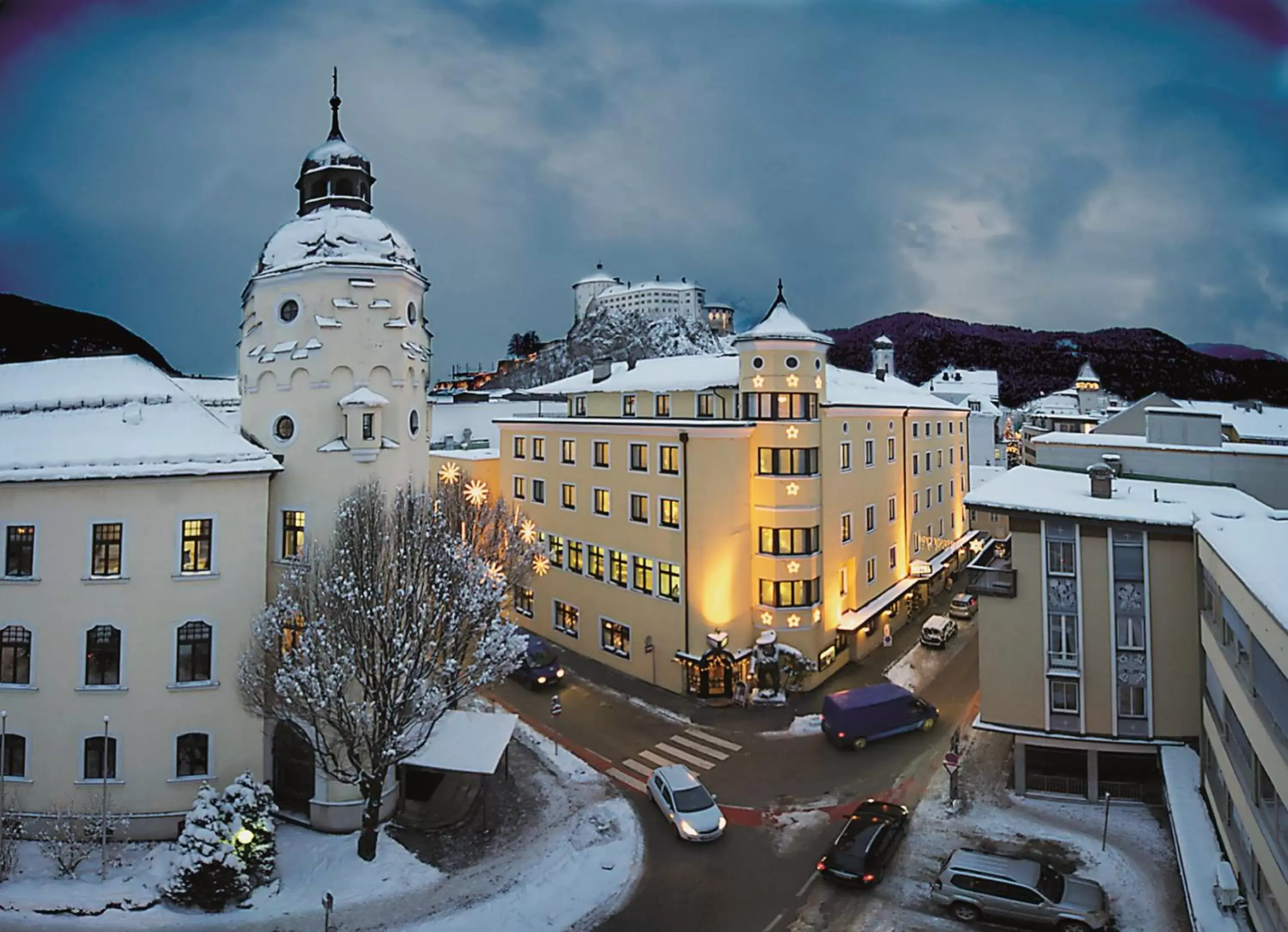 Property building, Winter in Hotel Andreas Hofer