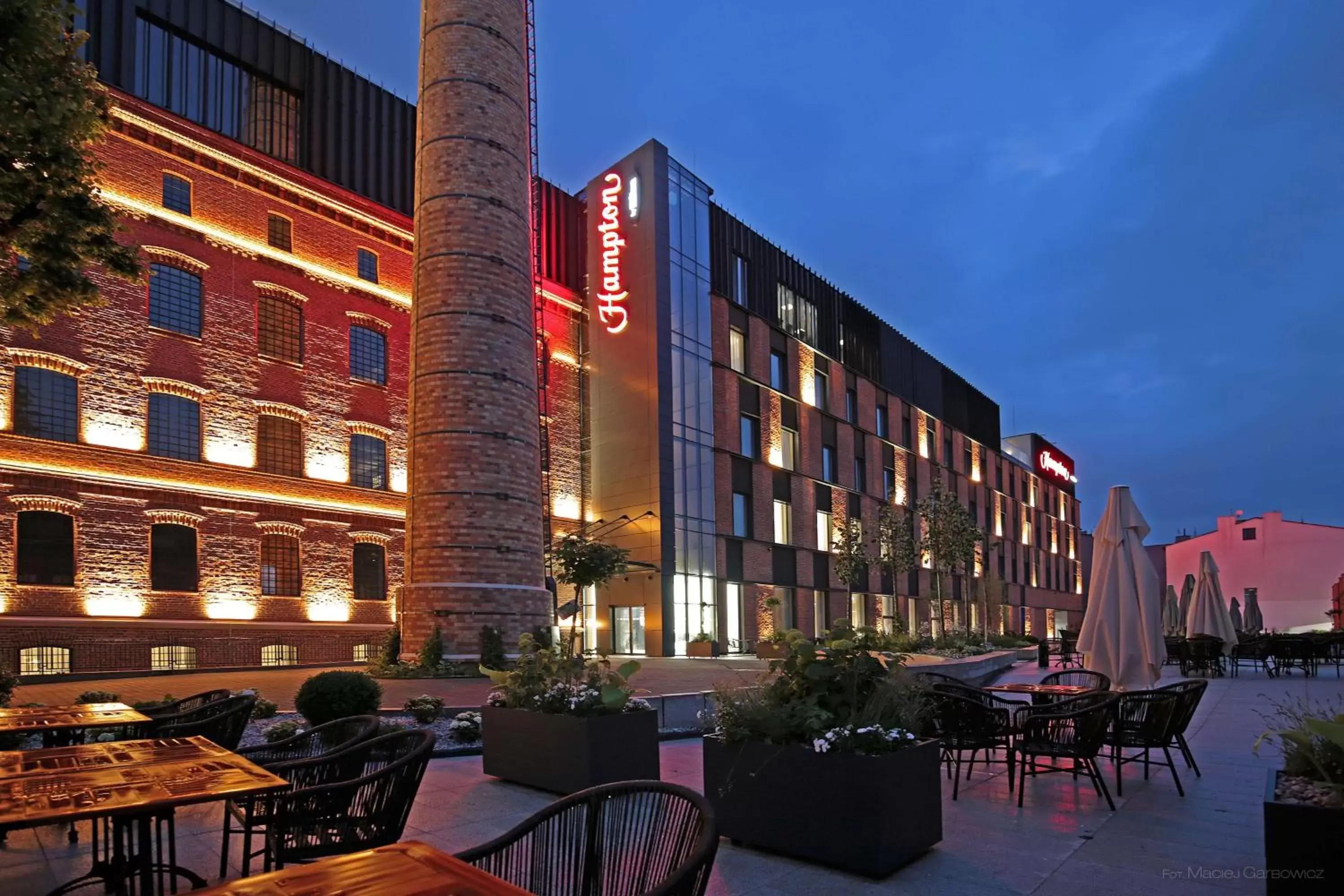 Property Building in Hampton By Hilton Kalisz