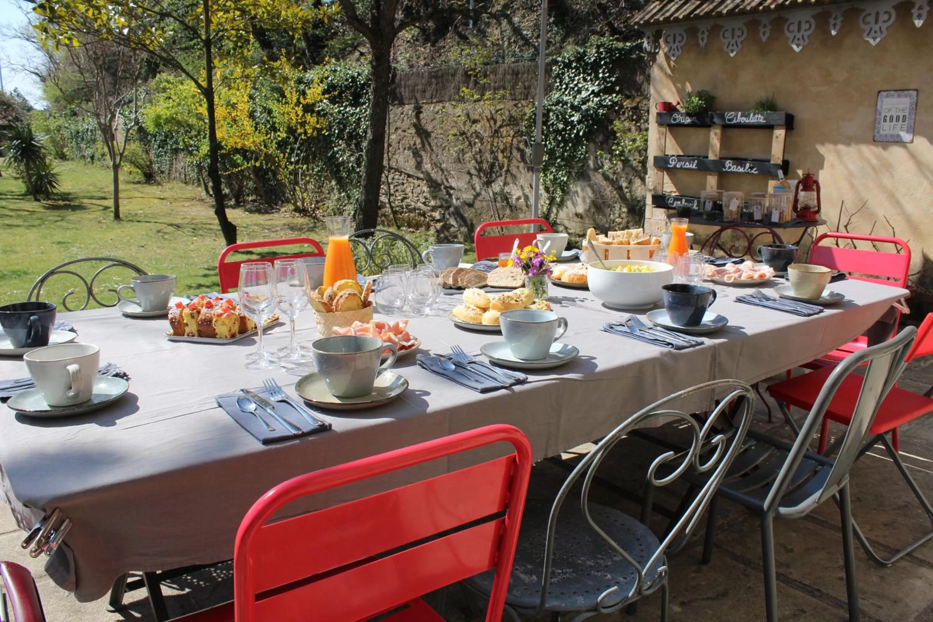 Patio, Restaurant/Places to Eat in La Grande Maison