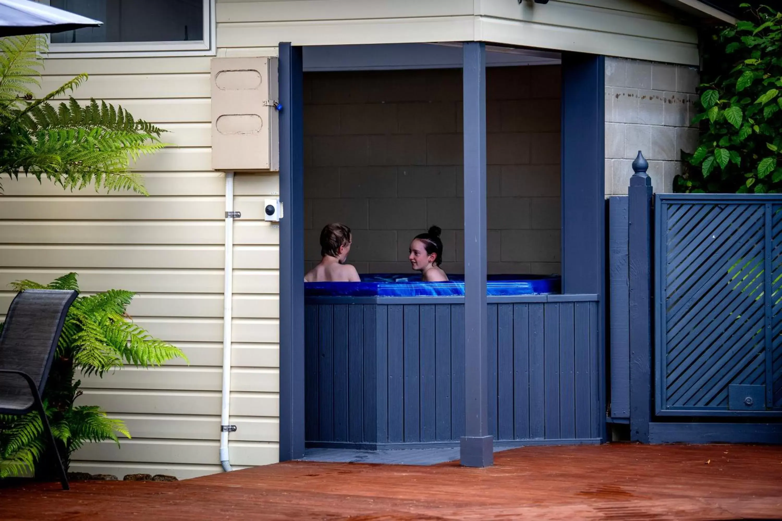Pool view in Best Western Braeside Rotorua