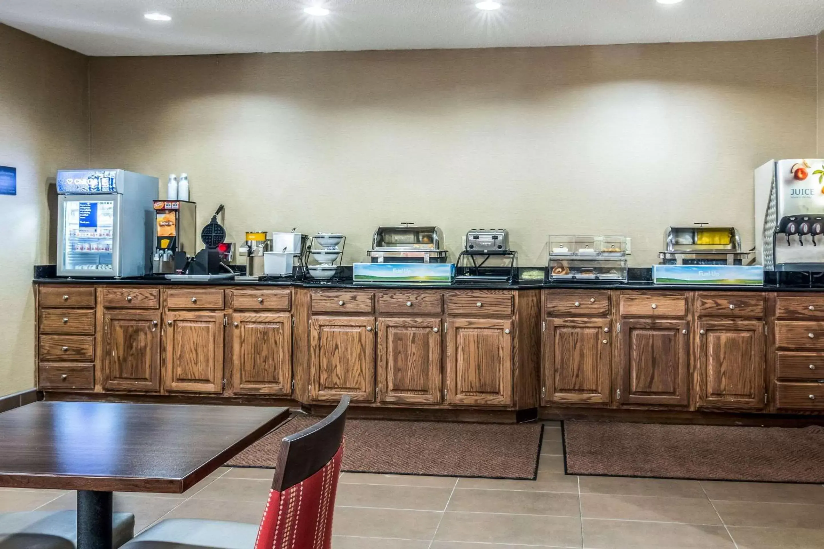 Restaurant/places to eat in Comfort Inn & Suites - Hannibal