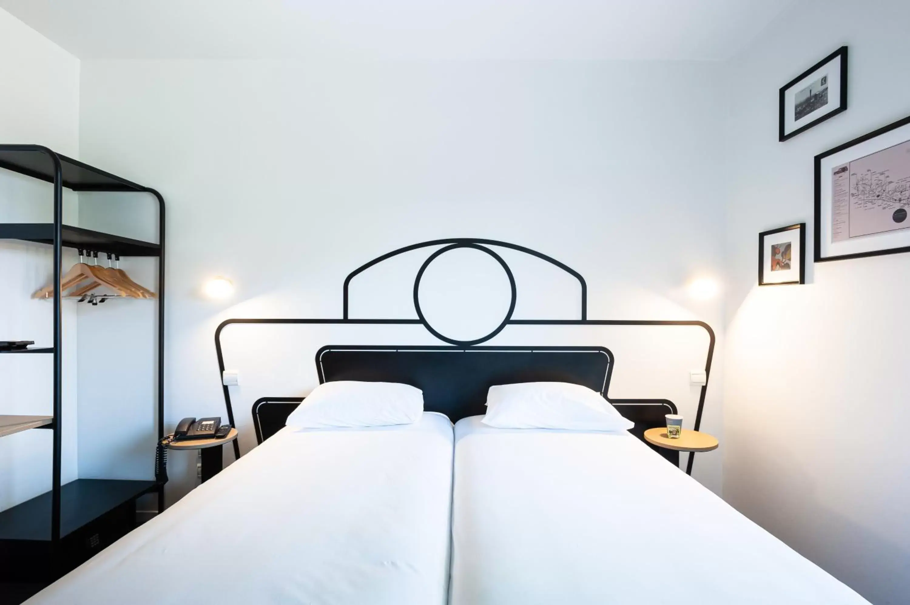Bedroom, Bed in Kyriad Nuits-Saint-Georges