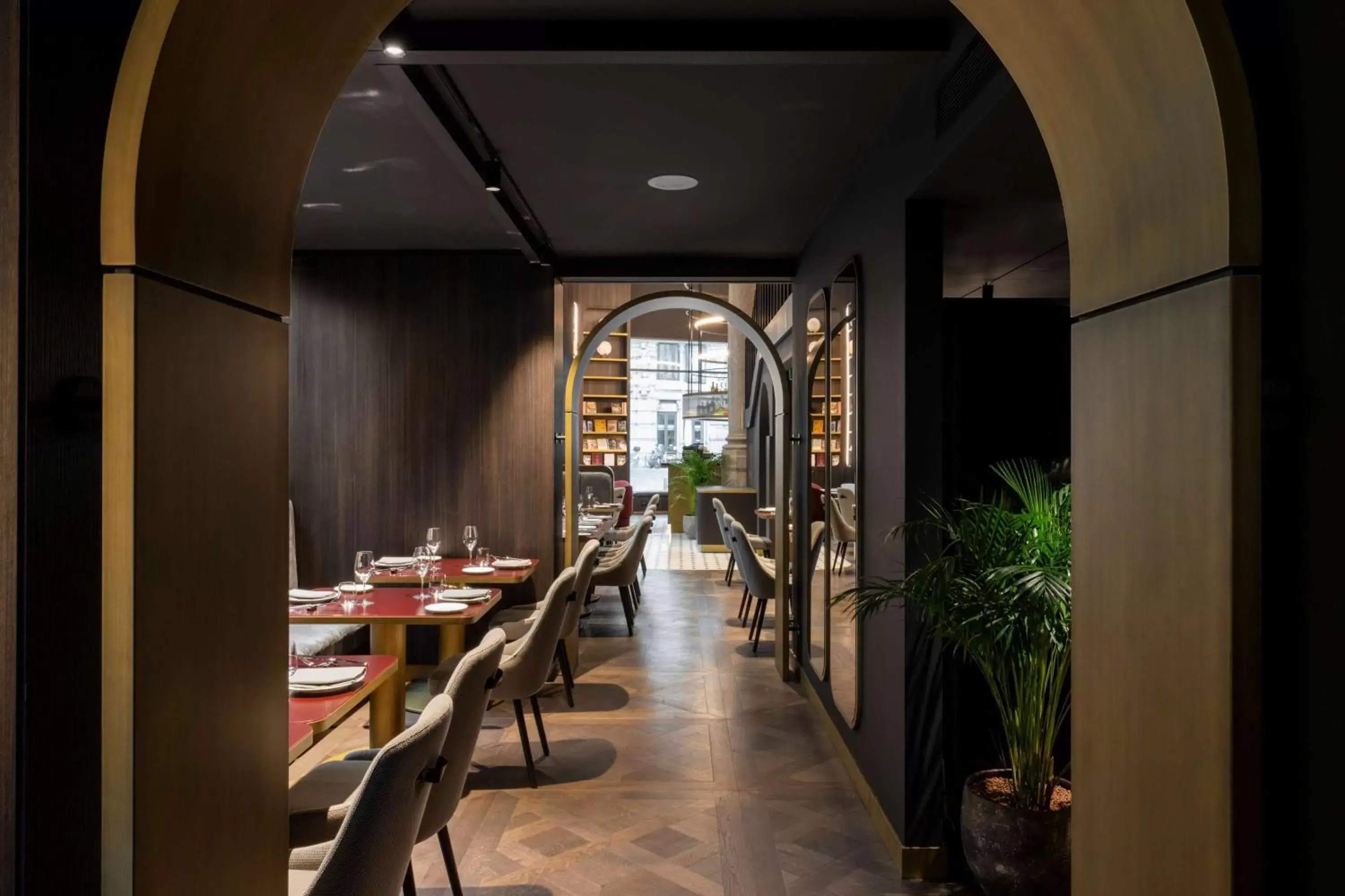Restaurant/Places to Eat in Radisson Collection Hotel, Palazzo Touring Club Milan