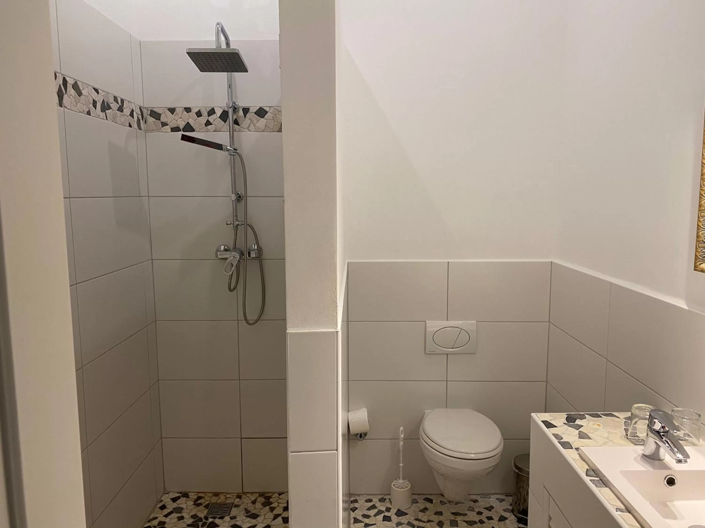 Bathroom in Avalon Bed & Breakfast Themen/- Nichtraucherhotel