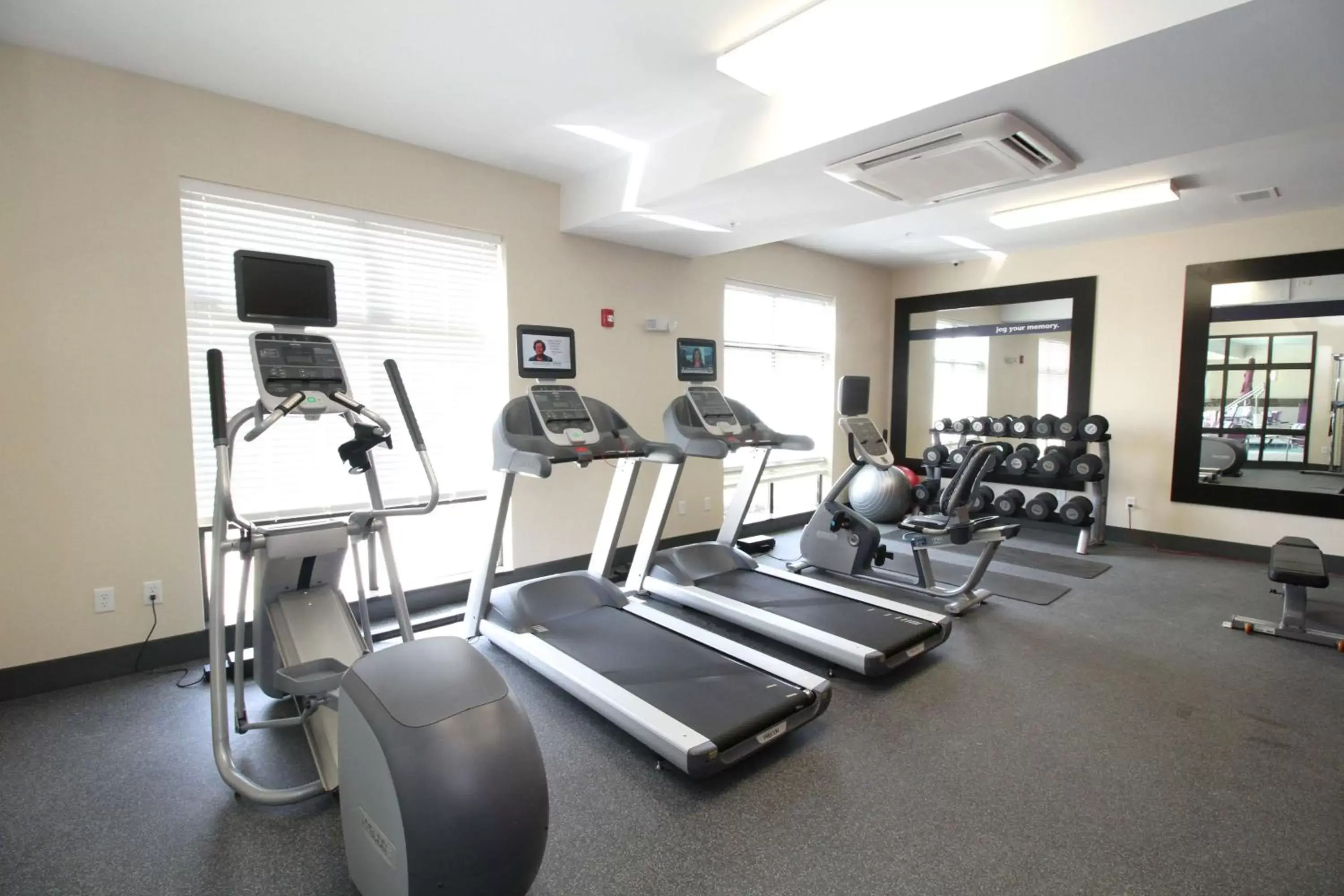 Fitness centre/facilities in Hampton Inn and Suites Sandusky/Milan Fitness centre/facilities in Hampton Inn and Suites Sandusky/Milan