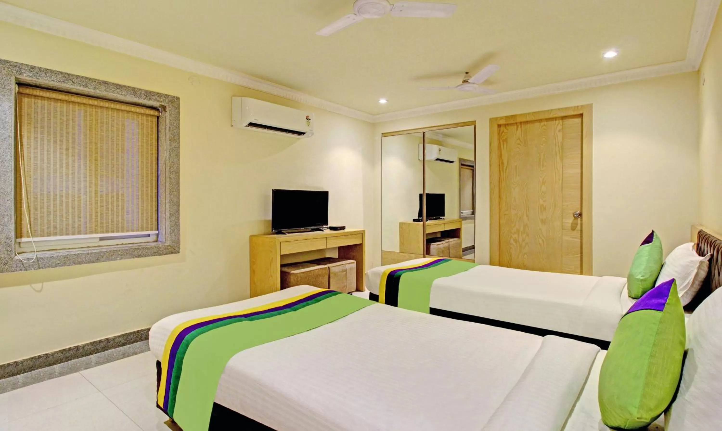 Bedroom, Bed in Treebo ASL Prime, Gariahat