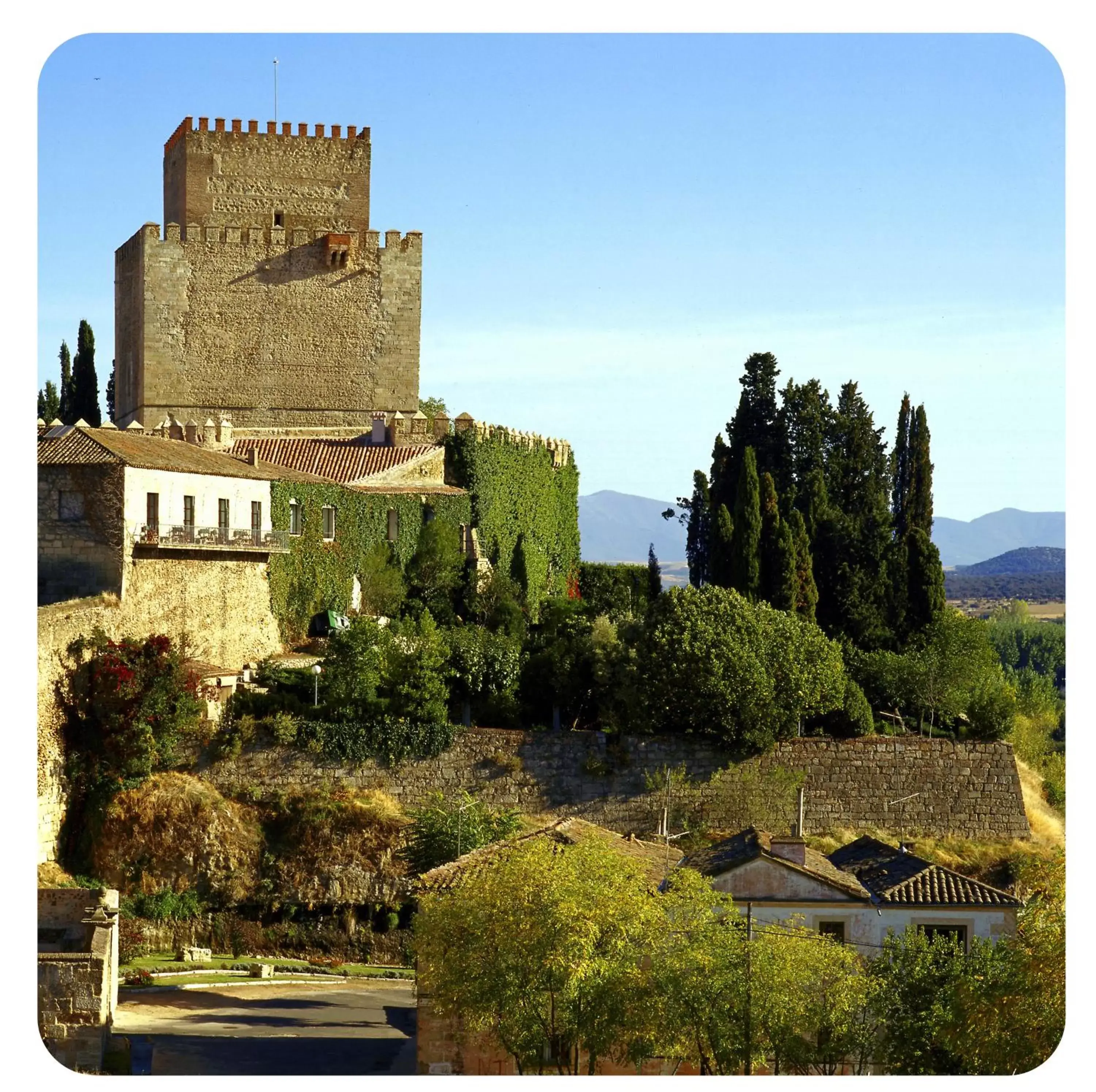 Nearby landmark, Property Building in Parador de Ciudad Rodrigo