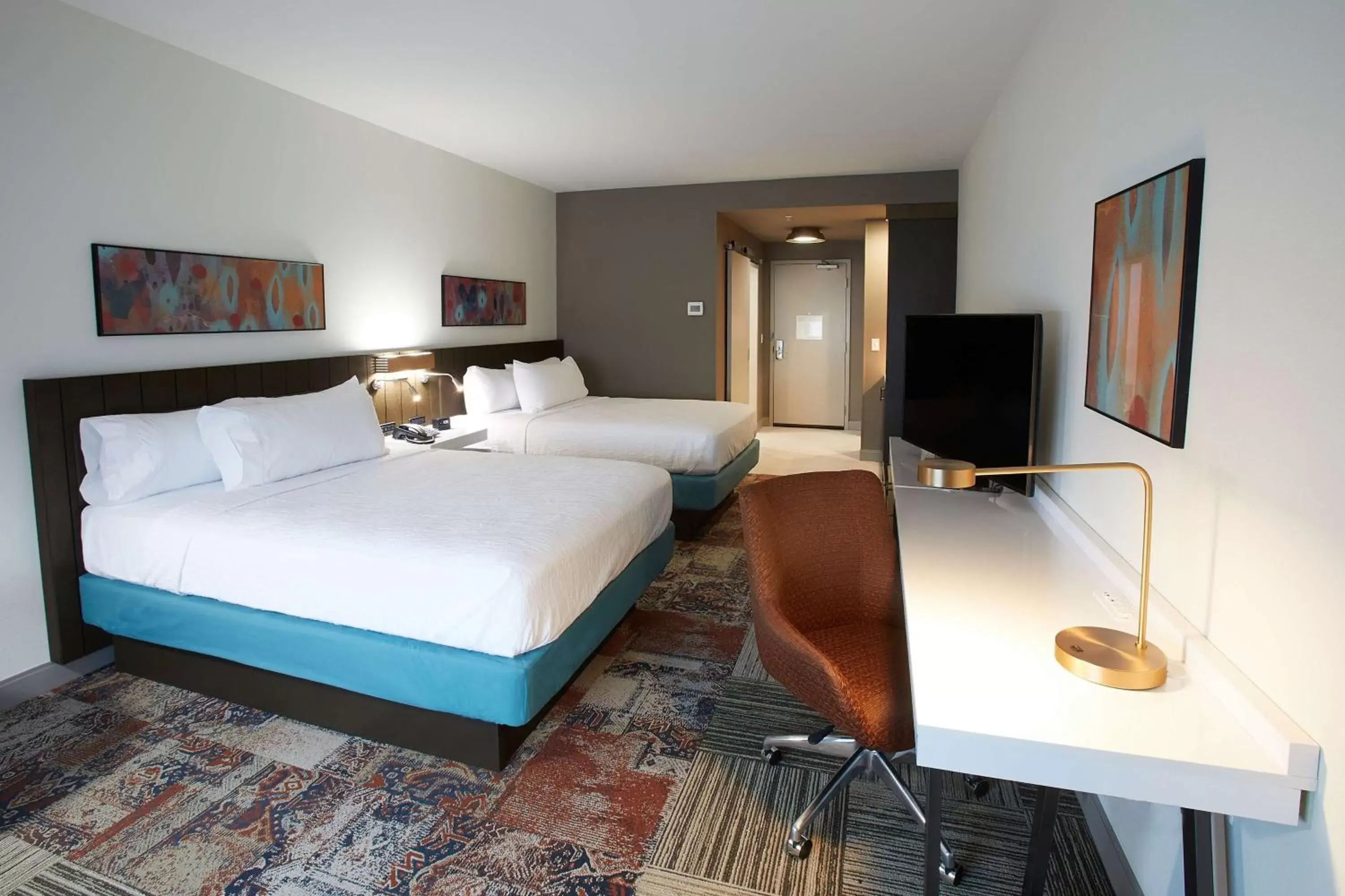 Premium Queen Room with Two Queen Beds in Hilton Garden Inn Elizabethtown