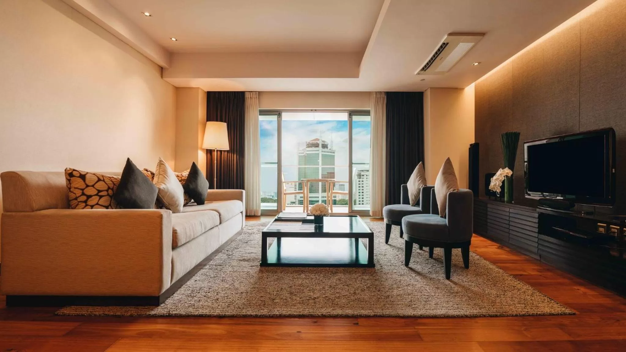 Photo of the whole room, Seating Area in InterContinental Residences Saigon, an IHG Hotel