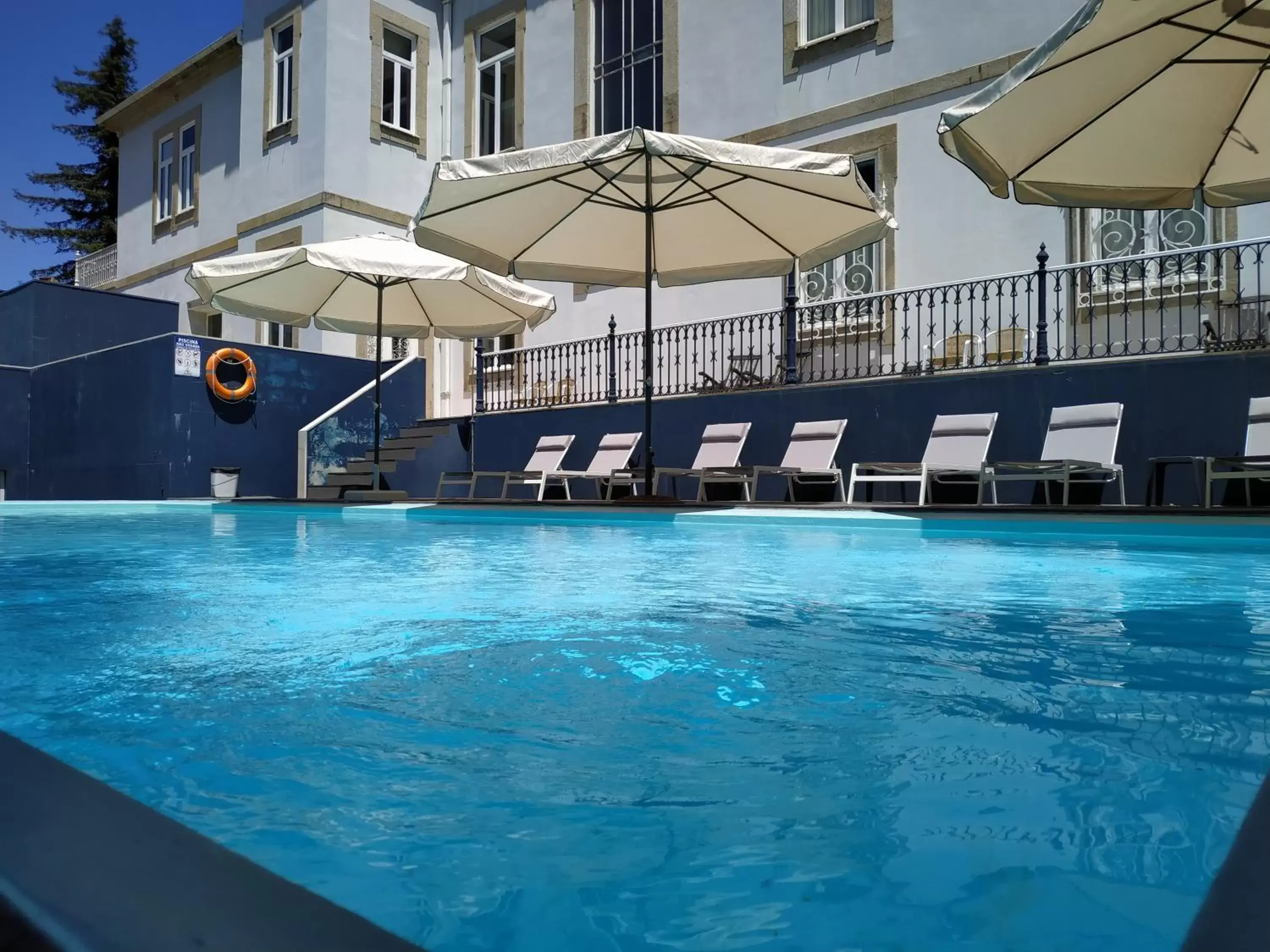 Pool view, Swimming Pool in Hotel Villa Garden Braga