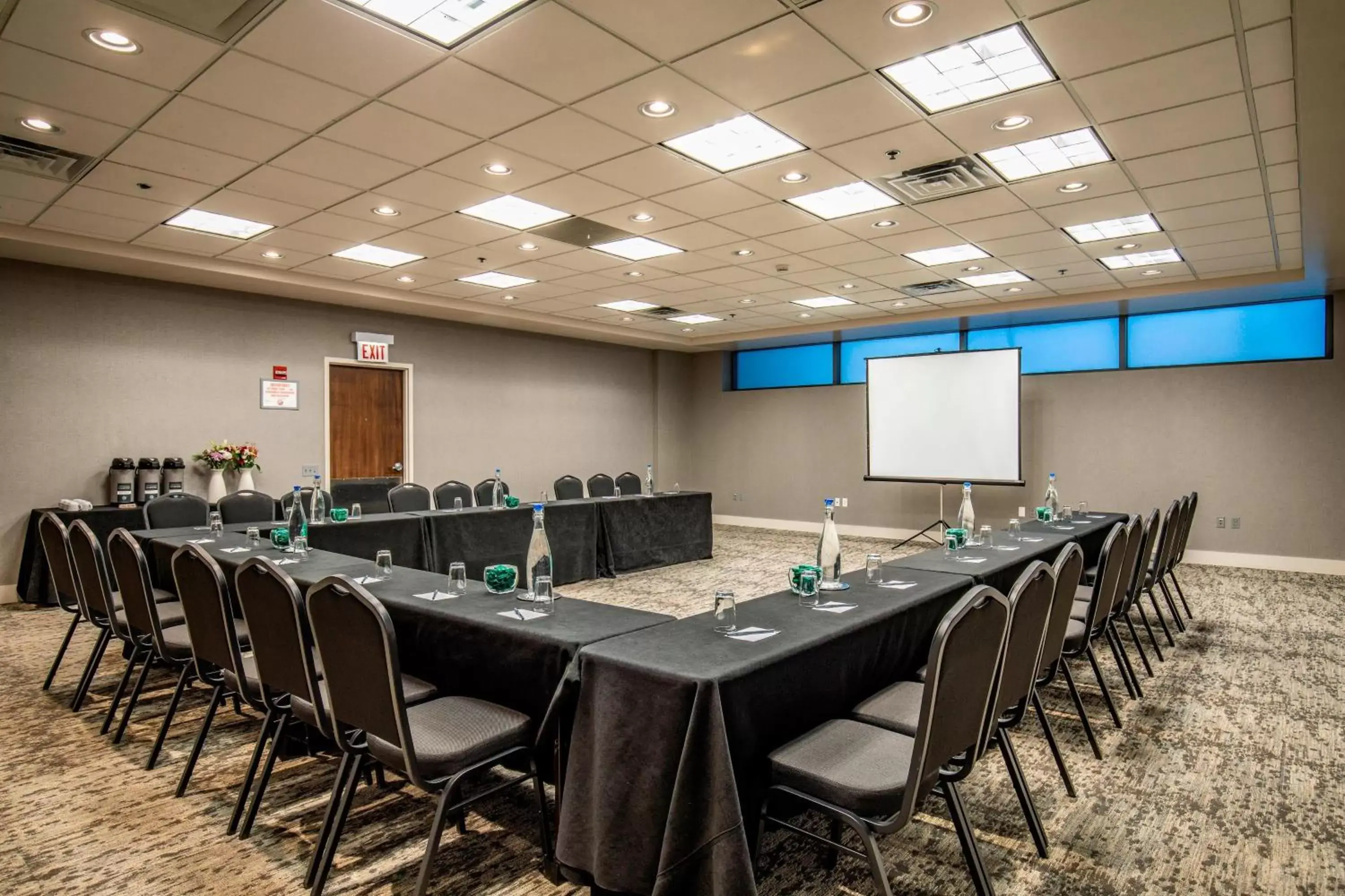 Meeting/conference room in SpringHill Suites Chicago Downtown/River North