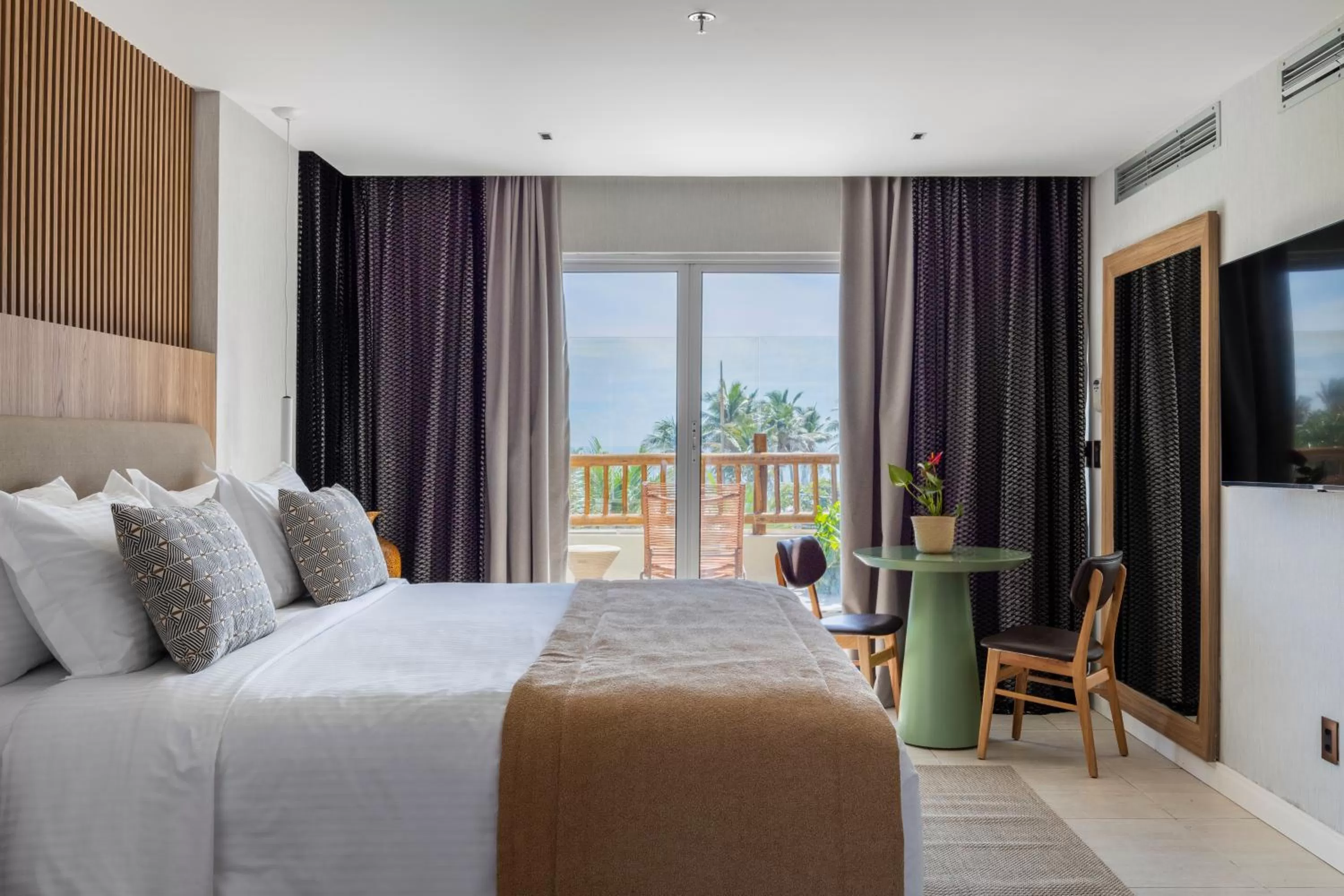 Area and facilities, Bed in Gran Mareiro Hotel