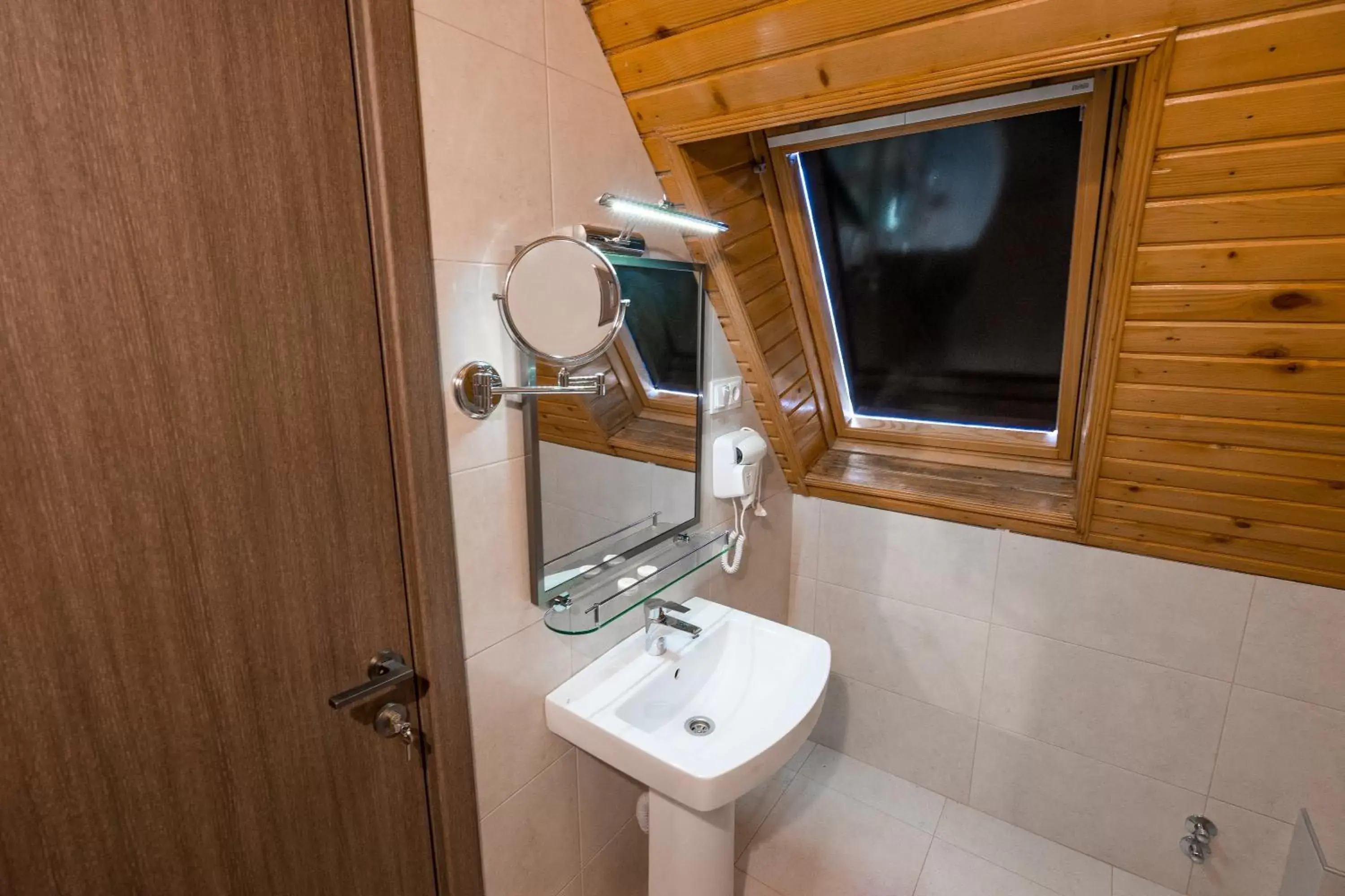 Bathroom in Hotel Imperial House