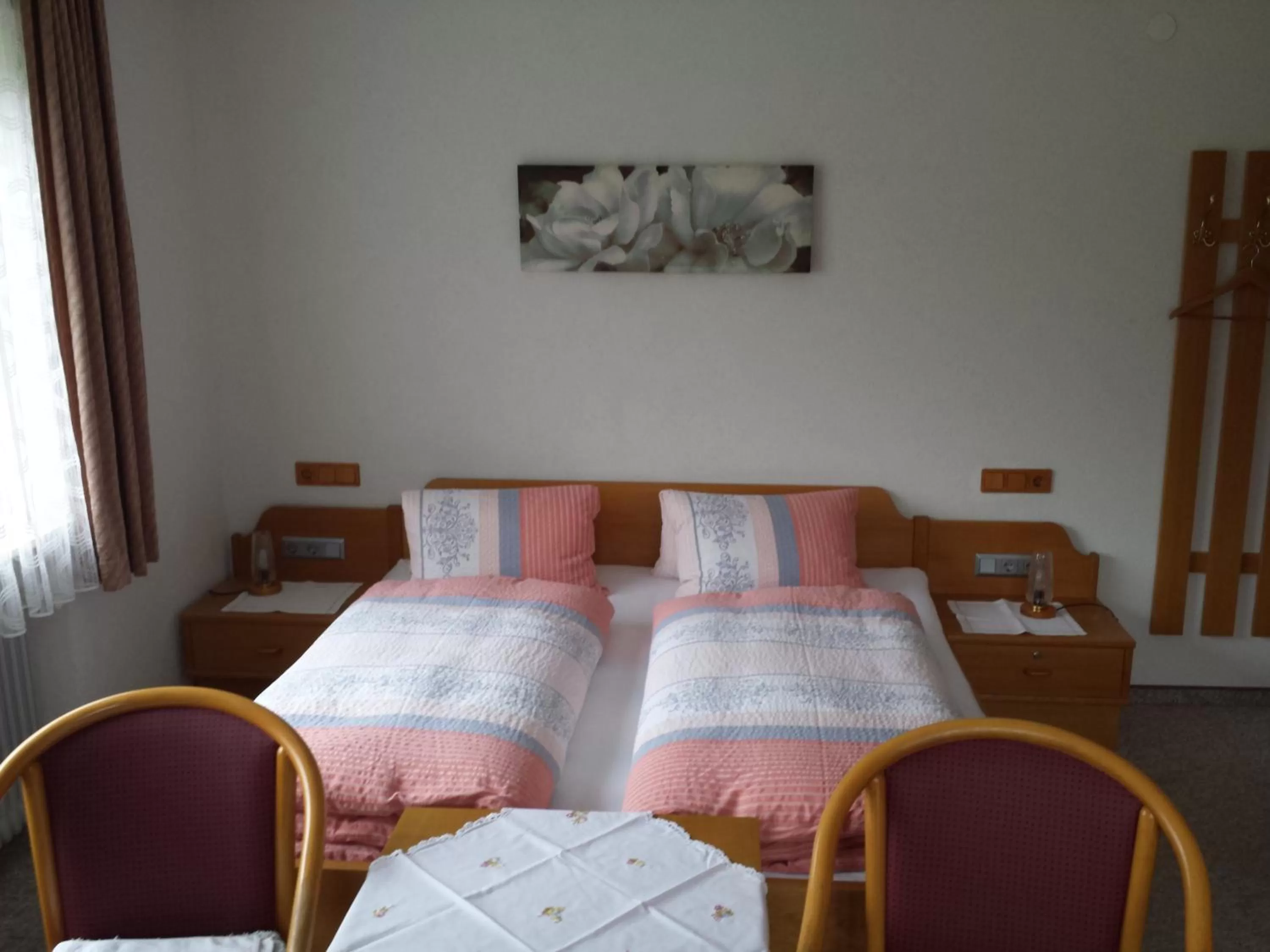 Photo of the whole room, Bed in Pension Wildental