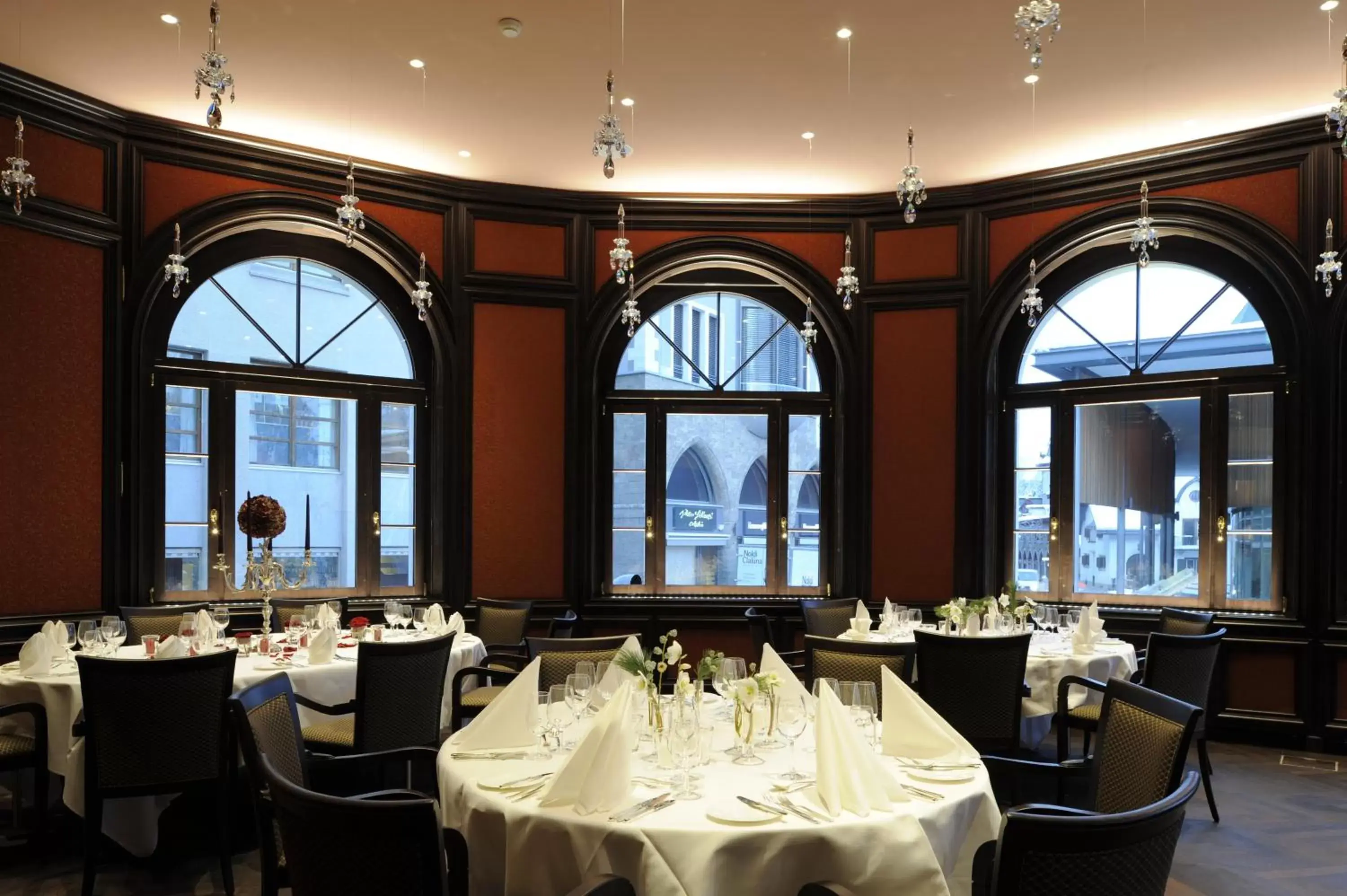 Banquet/Function facilities, Restaurant/Places to Eat in Hotel Schweizerhof St. Moritz