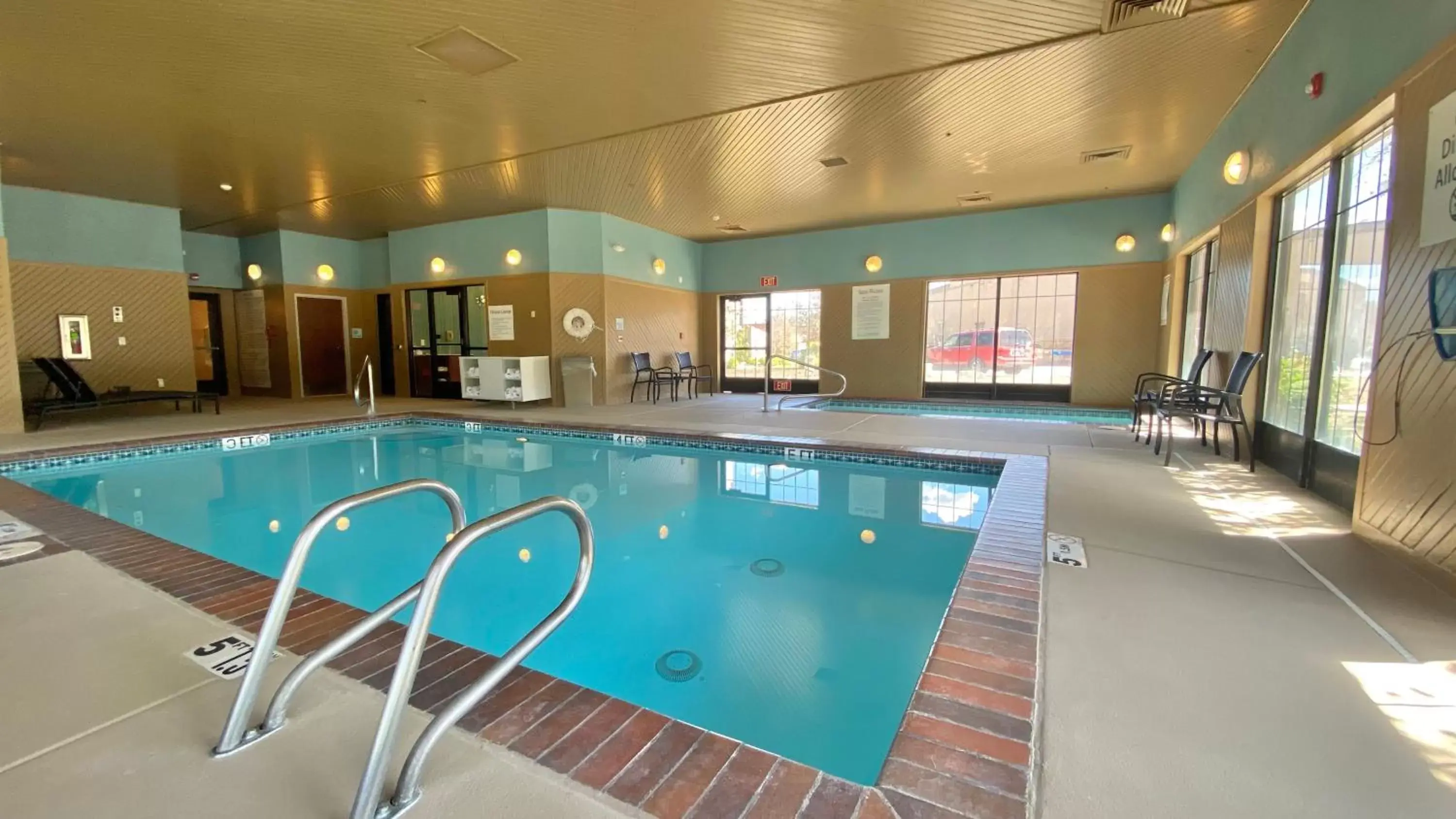 Swimming Pool in Holiday Inn Express Park City, an IHG Hotel