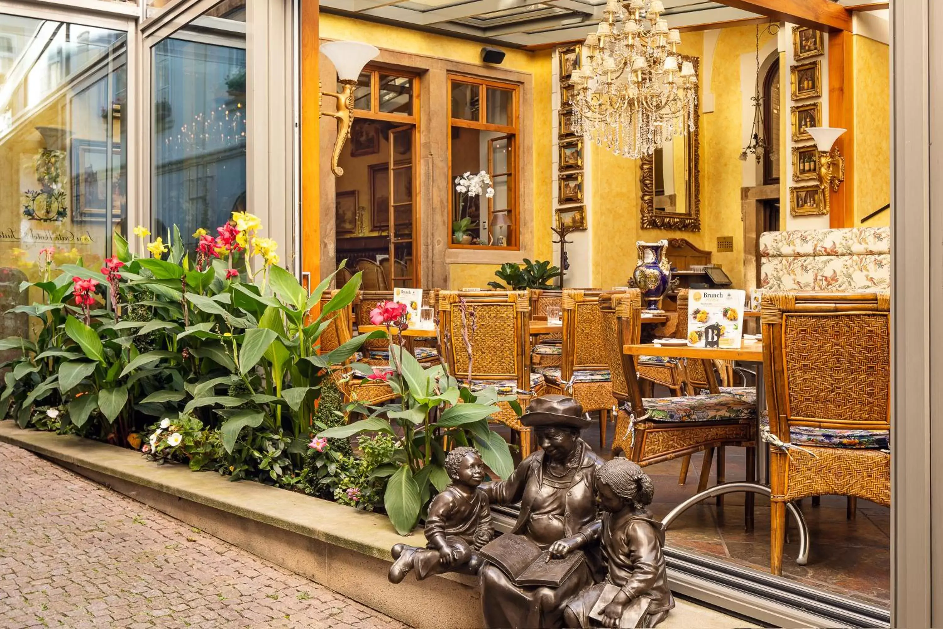 Patio in Iron Gate Hotel & Suites Prague by BHG