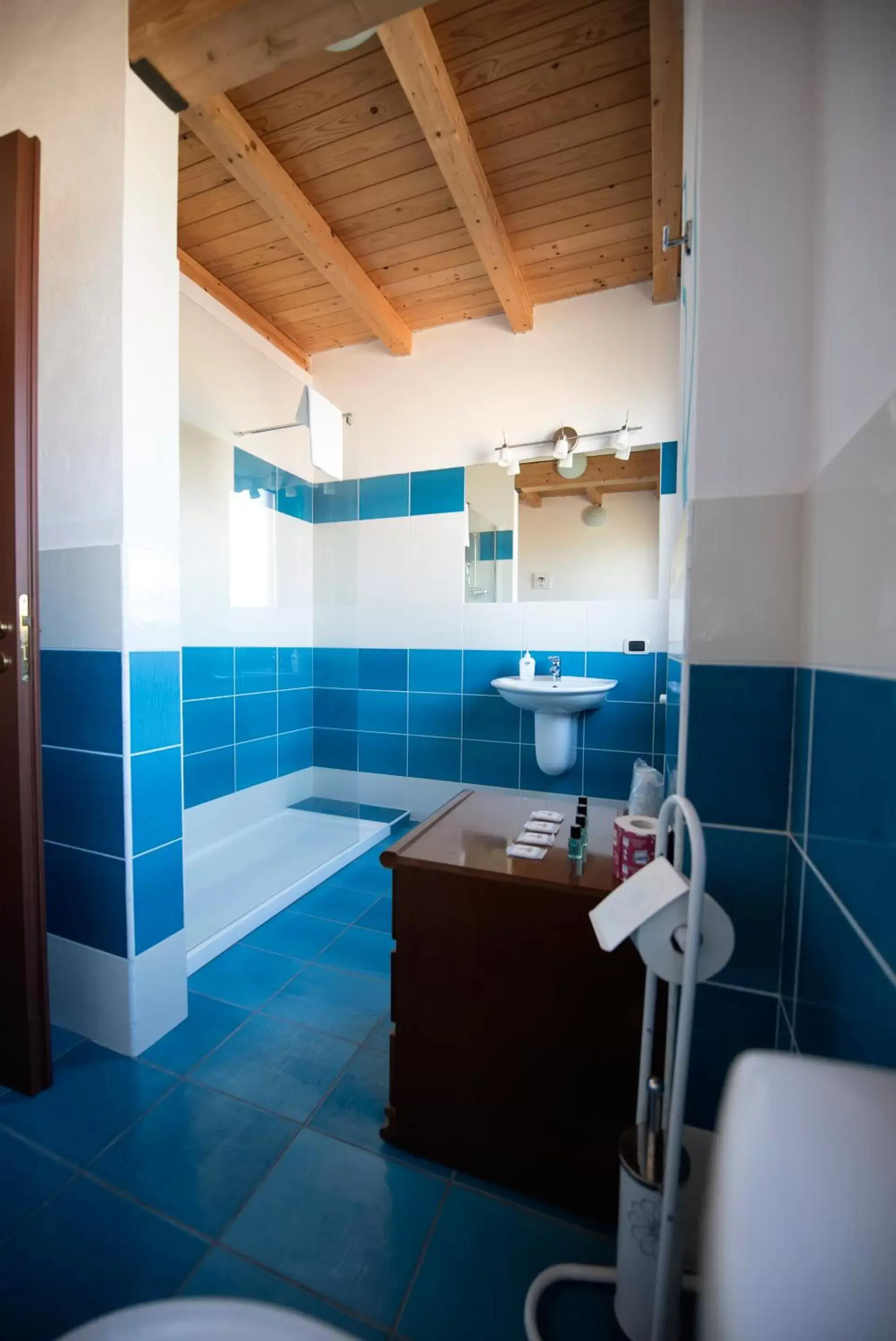 Bathroom in La Casa Rossa Country House