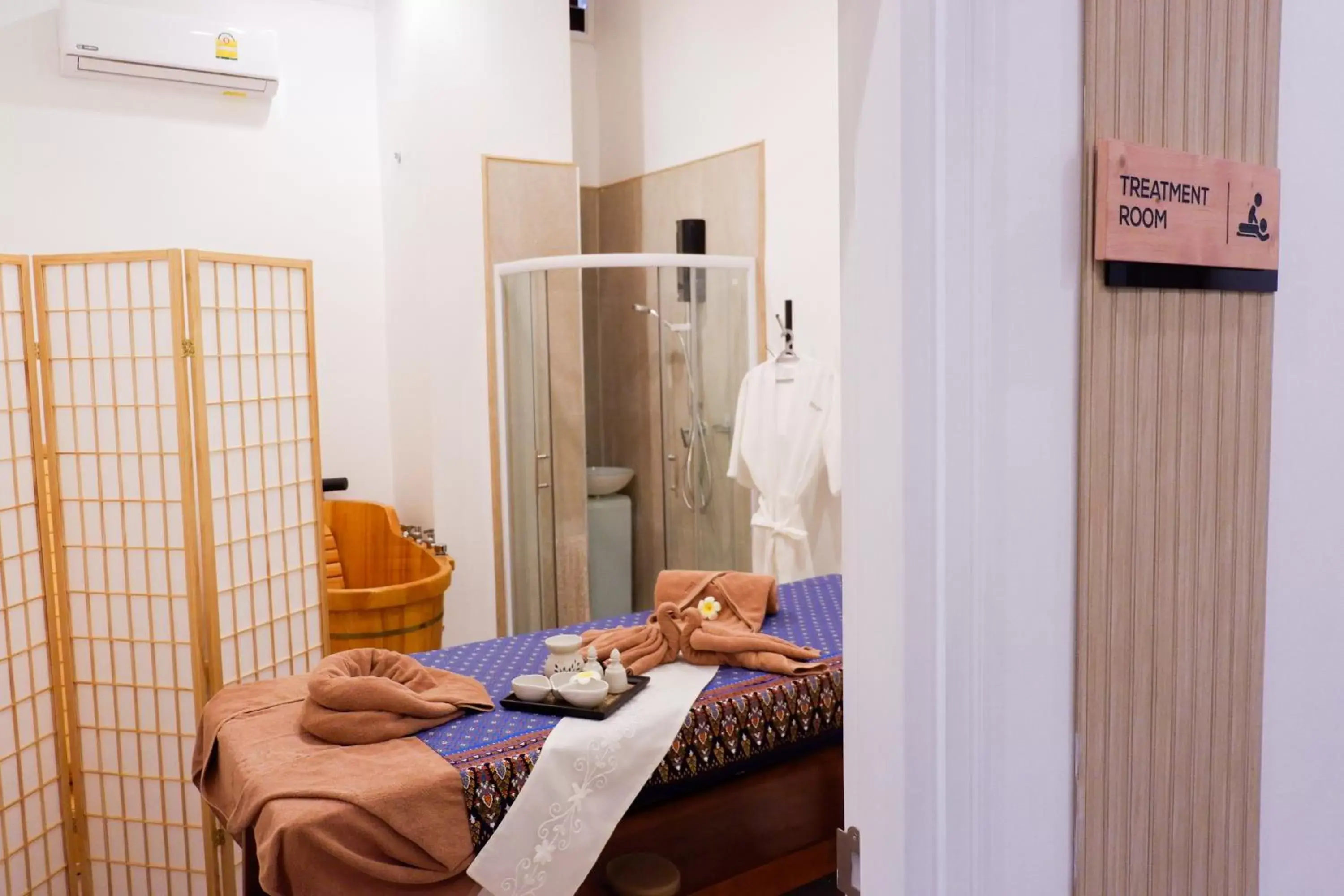 The Square 101 The Square 101