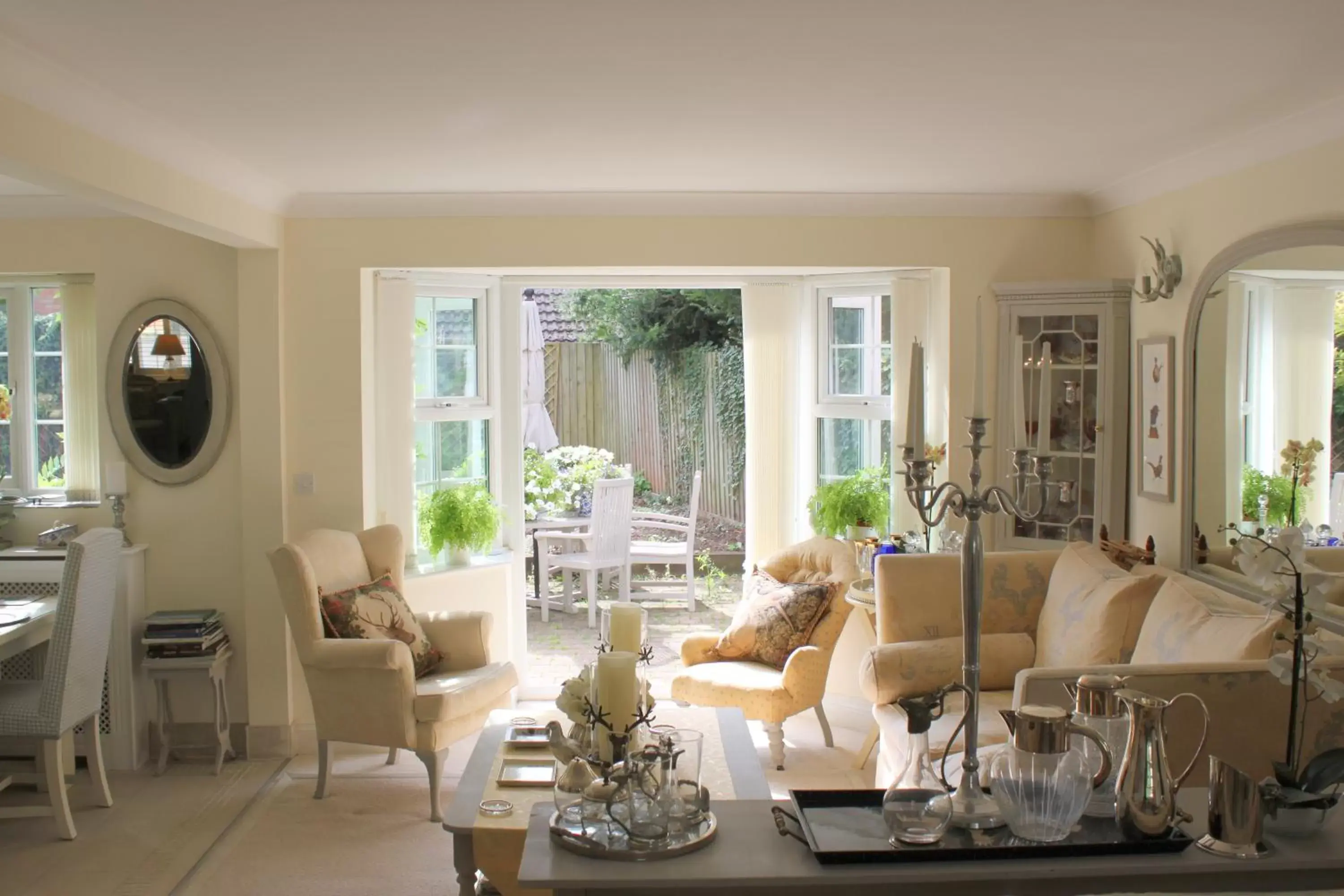 Seating Area in Harlequin B&B Ledbury