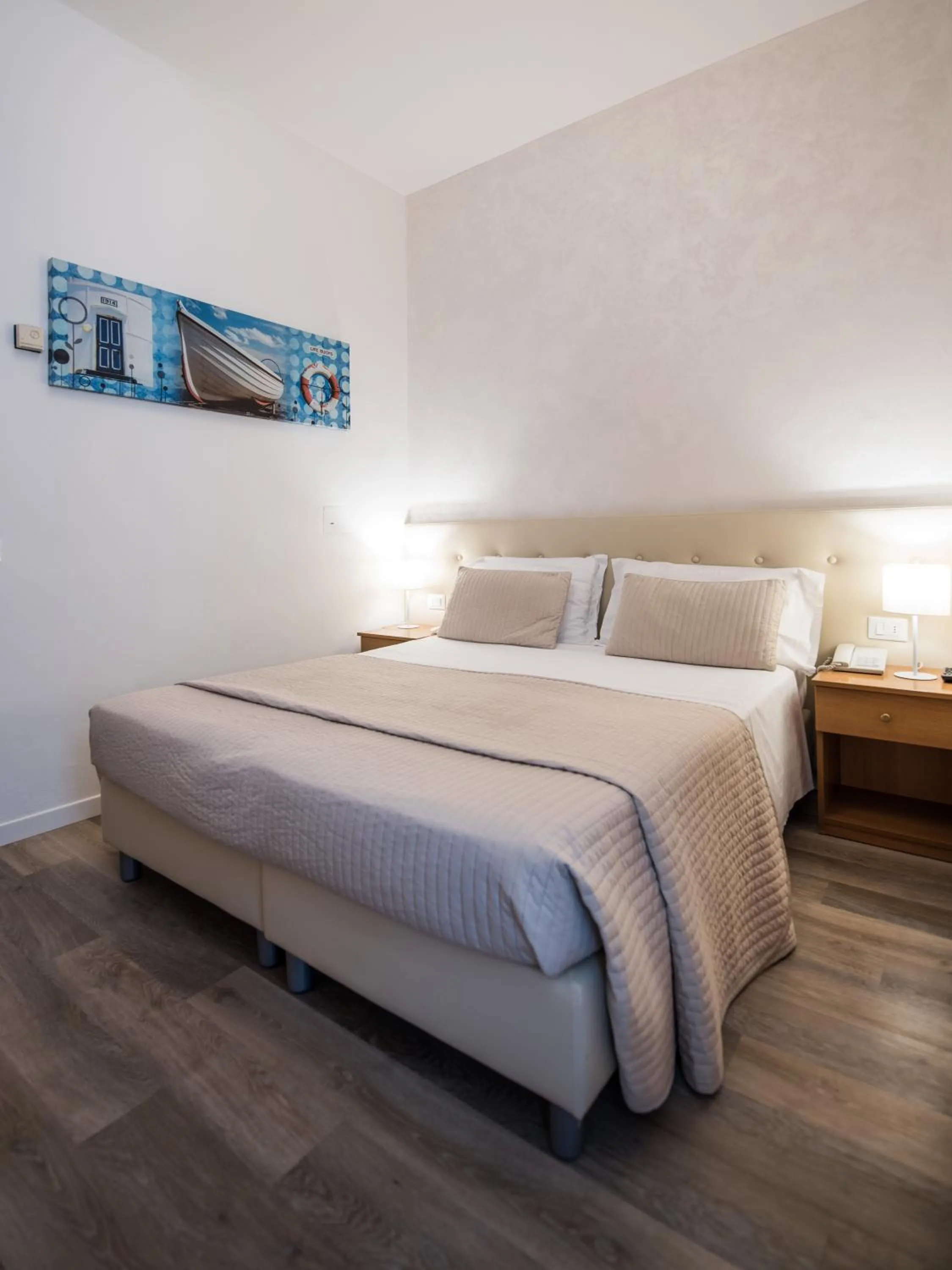 Photo of the whole room in Hotel Touring