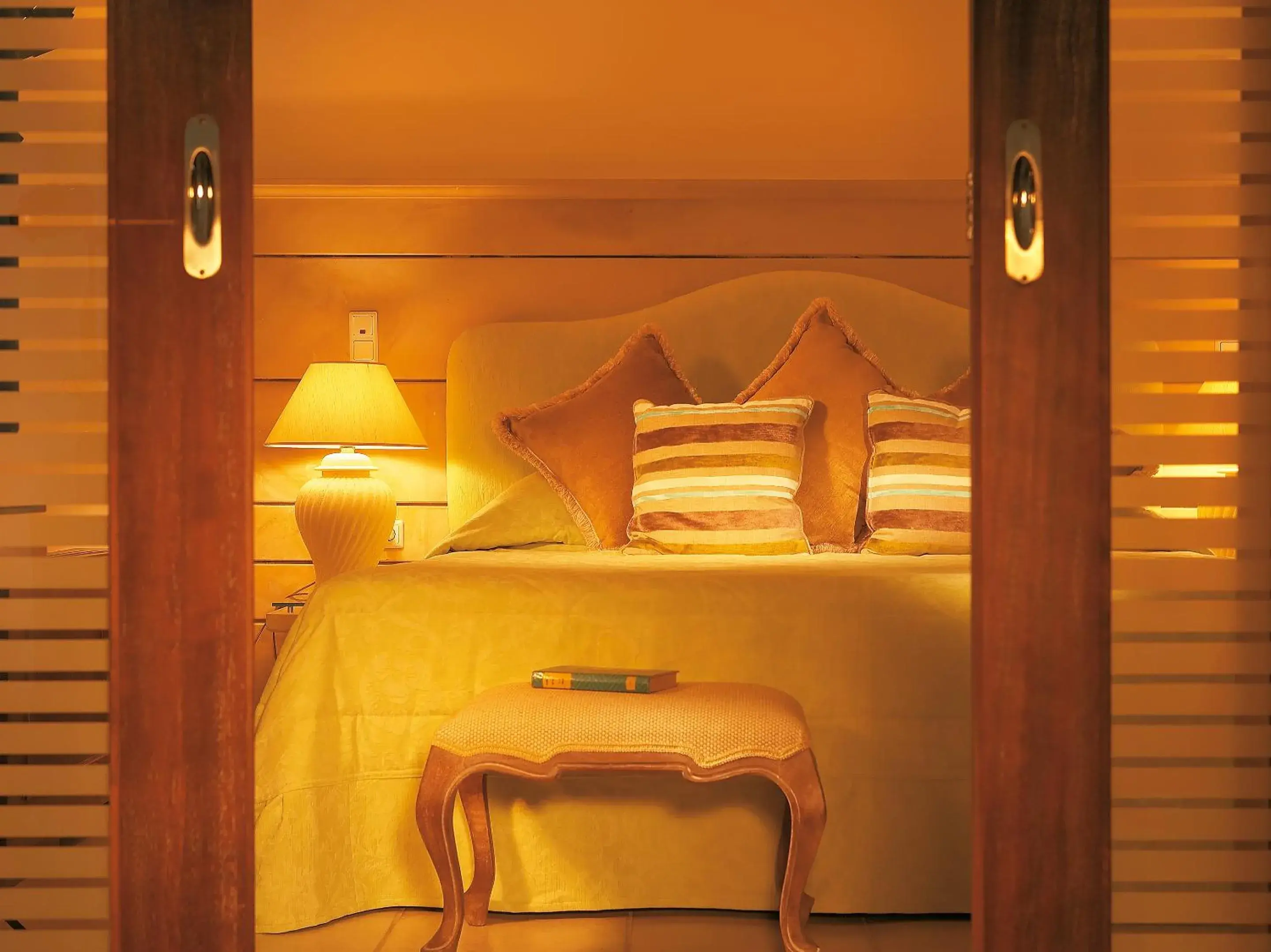 Bedroom, Bed in Grecotel Creta Palace Bedroom, Bed in Grecotel Creta Palace