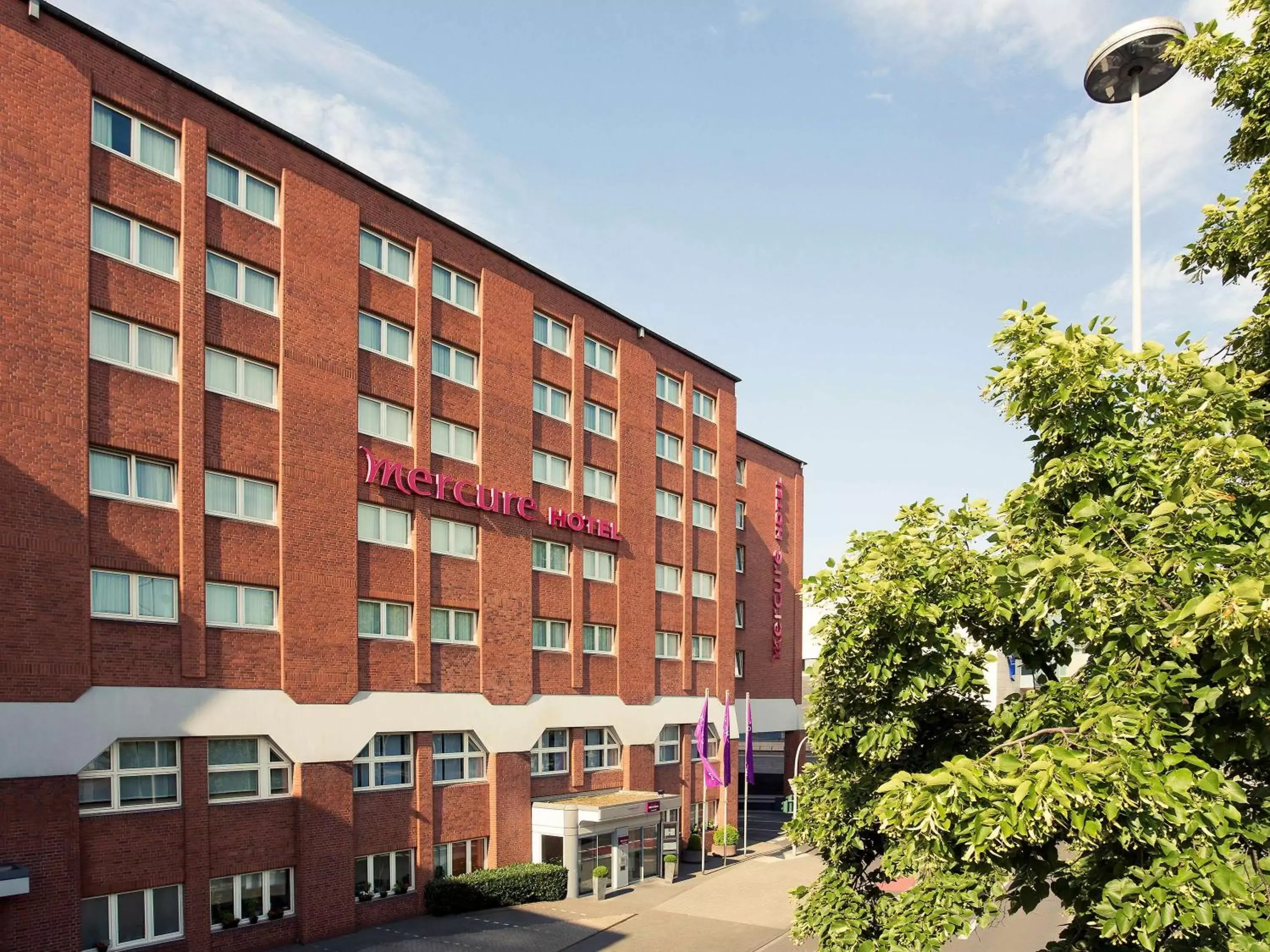 Property Building in Mercure Hotel Duisburg City