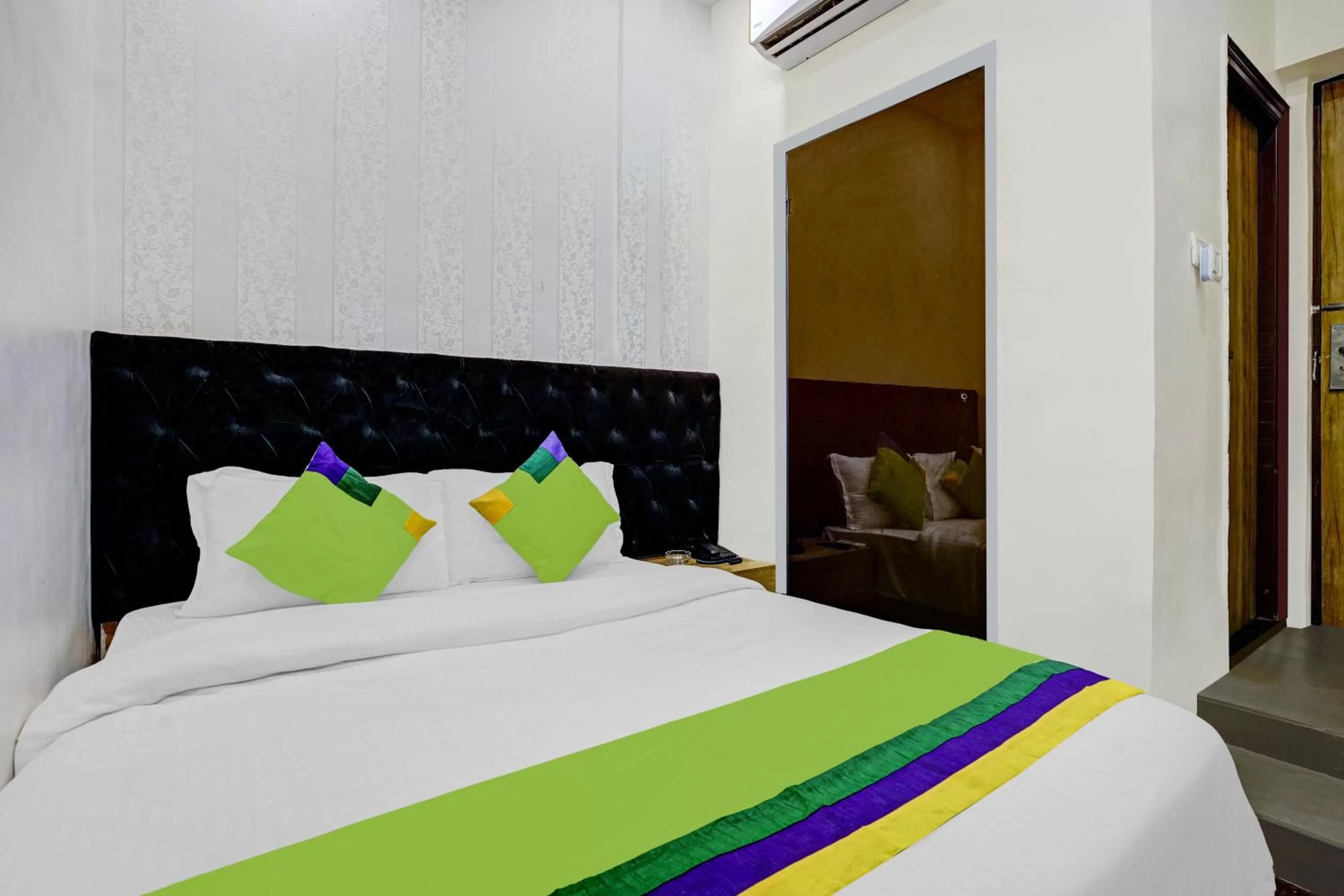 Bed in Treebo Trend Freedom Star, Vile Parle