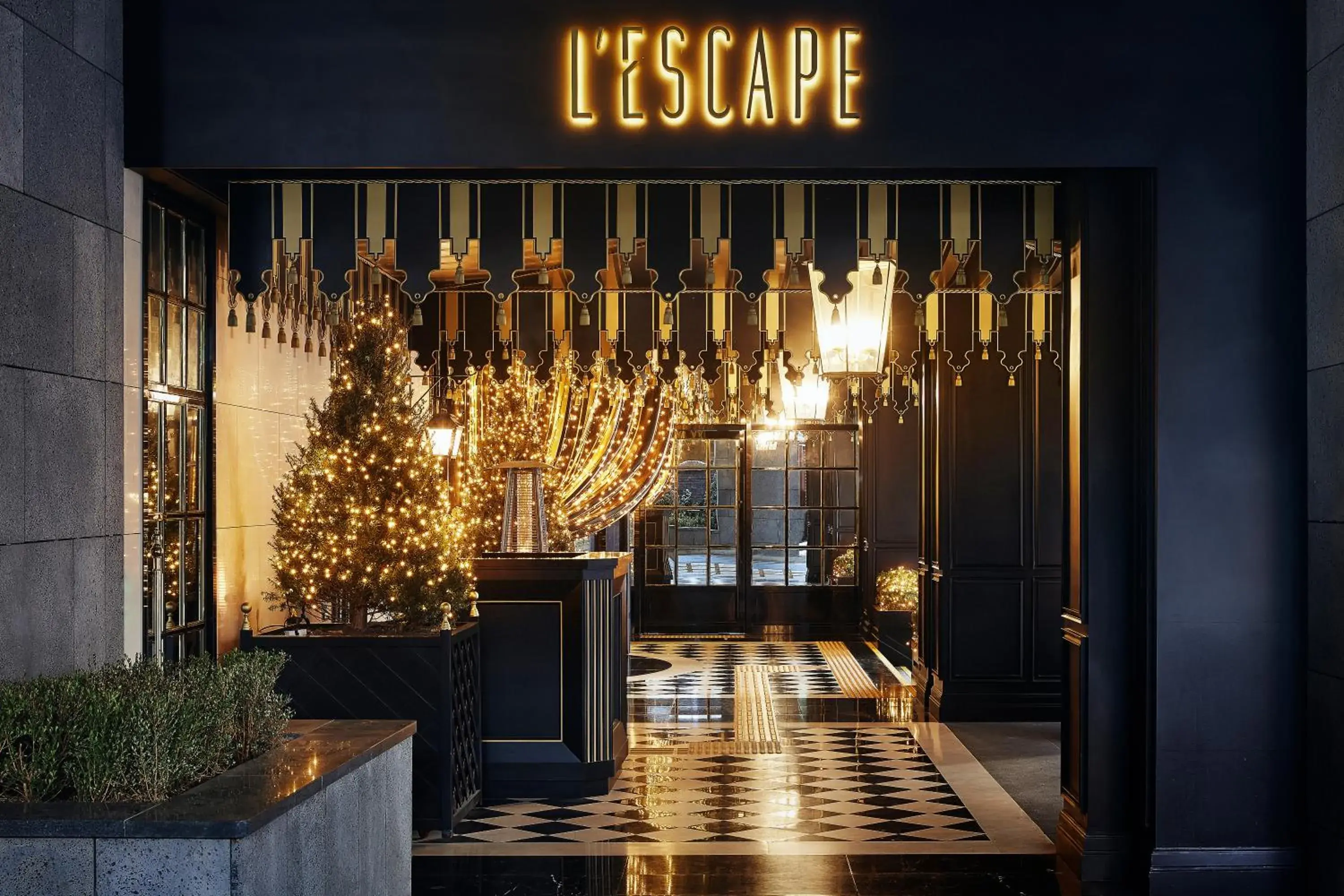 Facade/entrance in L'Escape Hotel