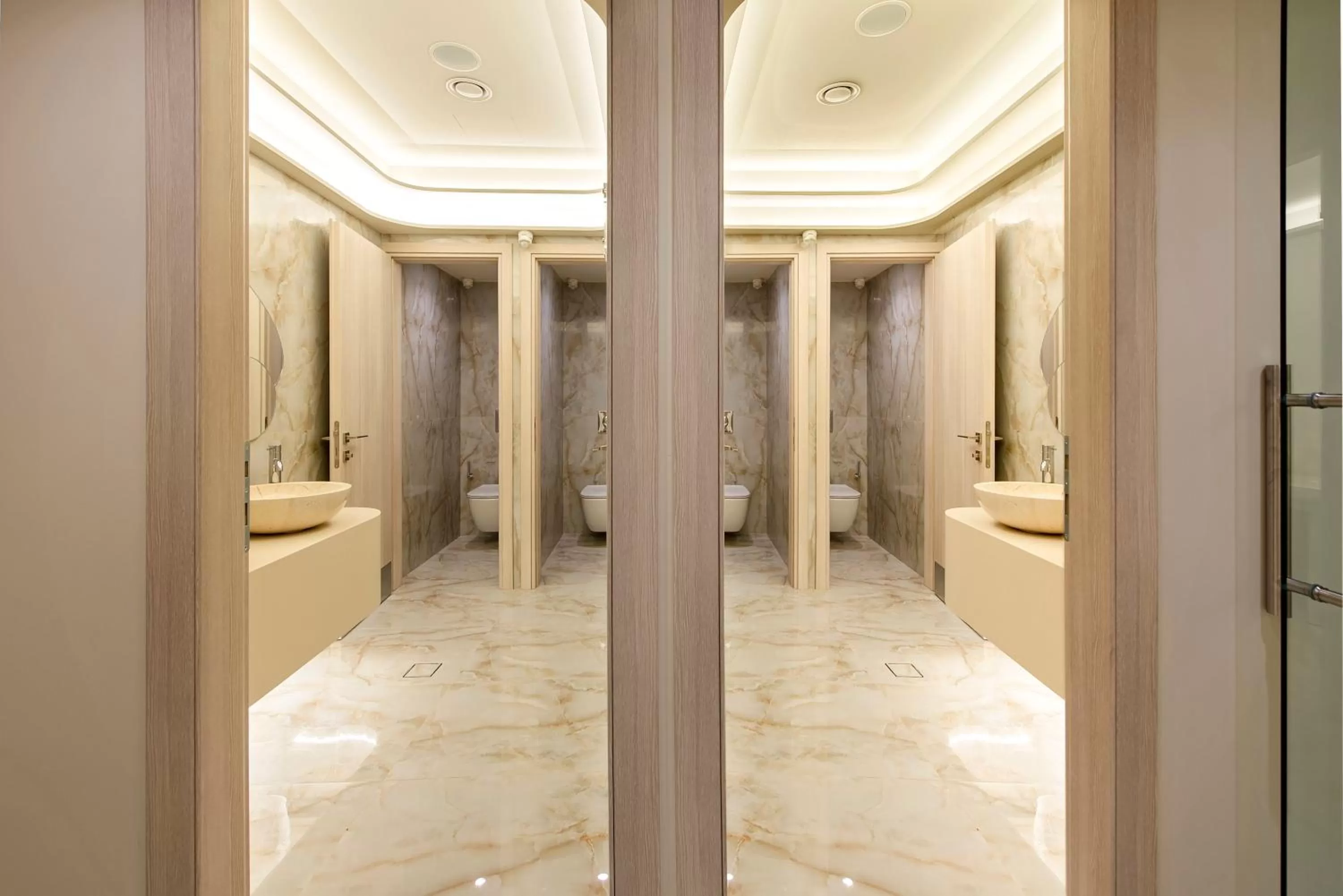 Bathroom in Green Suites Boutique Hotel