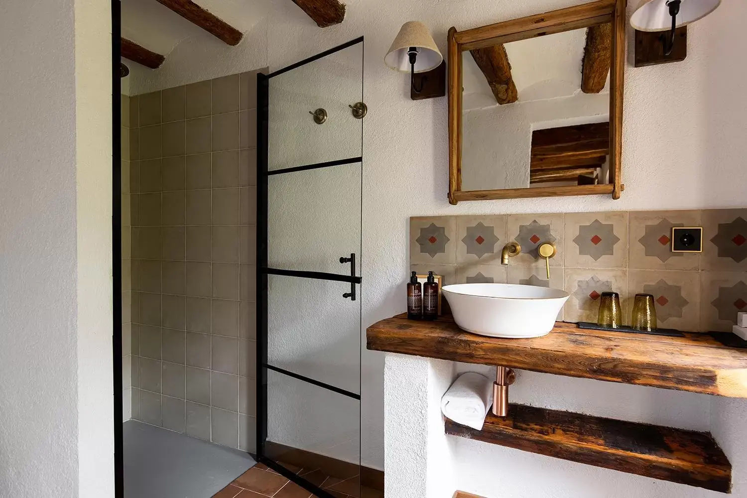 Bathroom in Casa Gran 1771 - Boutique Winery Hotel