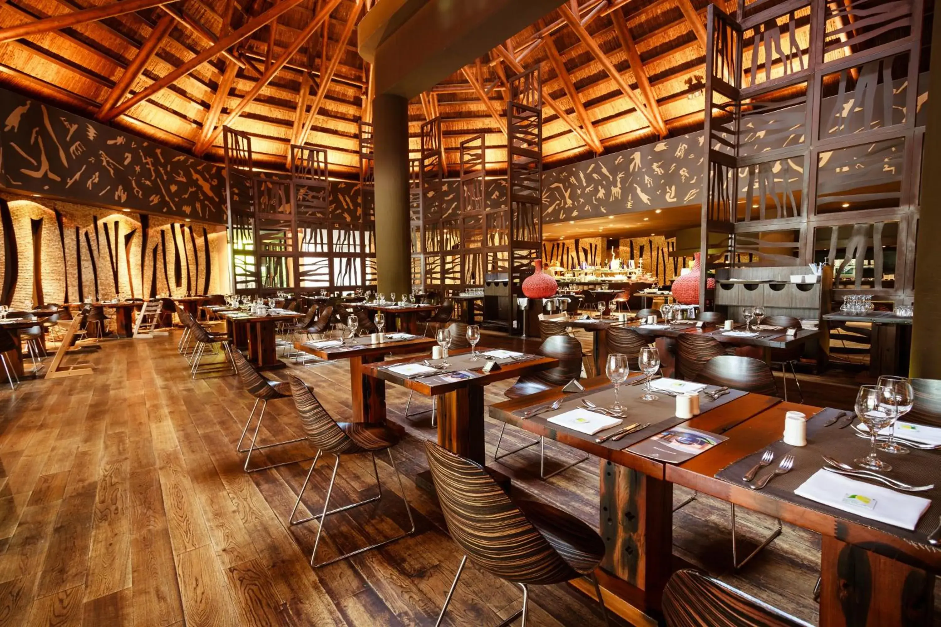 Restaurant/Places to Eat in Lopesan Baobab Resort