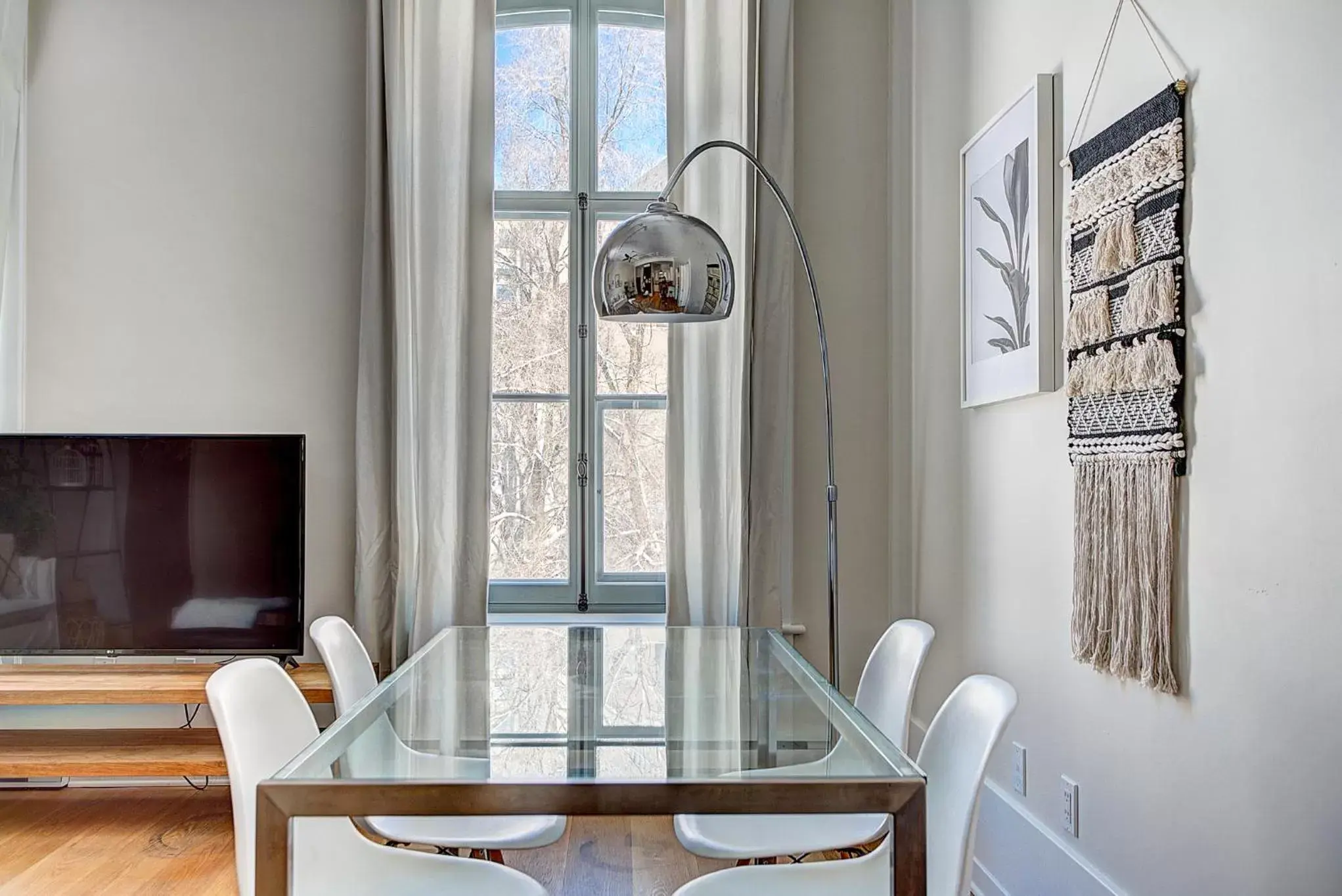 Dining Area in Bakan- Saint Francois Xavier